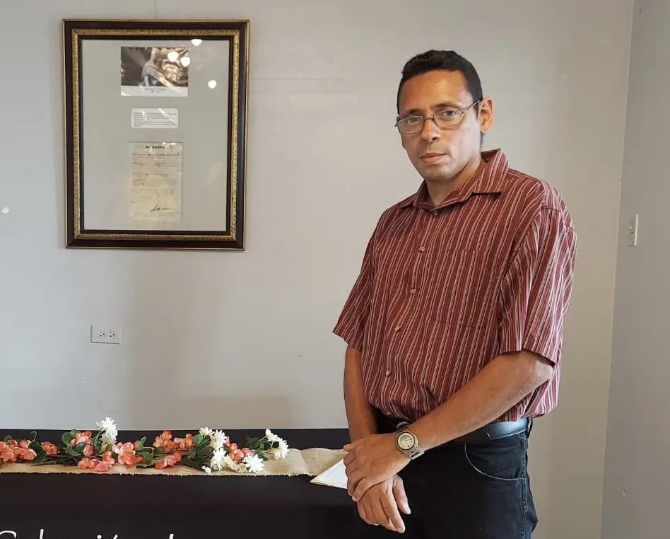 Historiador mayagüezano Juan Conde presenta nueva exhibición en el Centro de Bellas Artes de Aguada