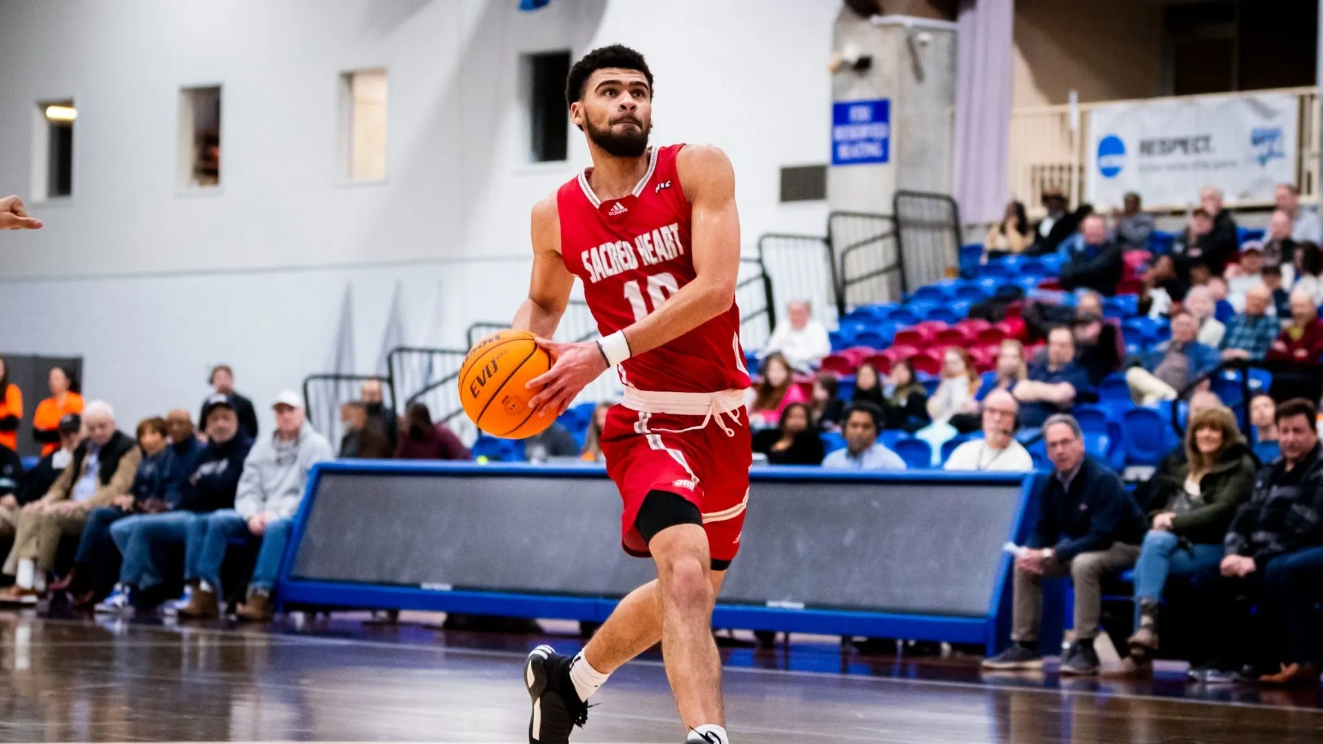 Atléticos seleccionan jugadores en el sorteo de novatos