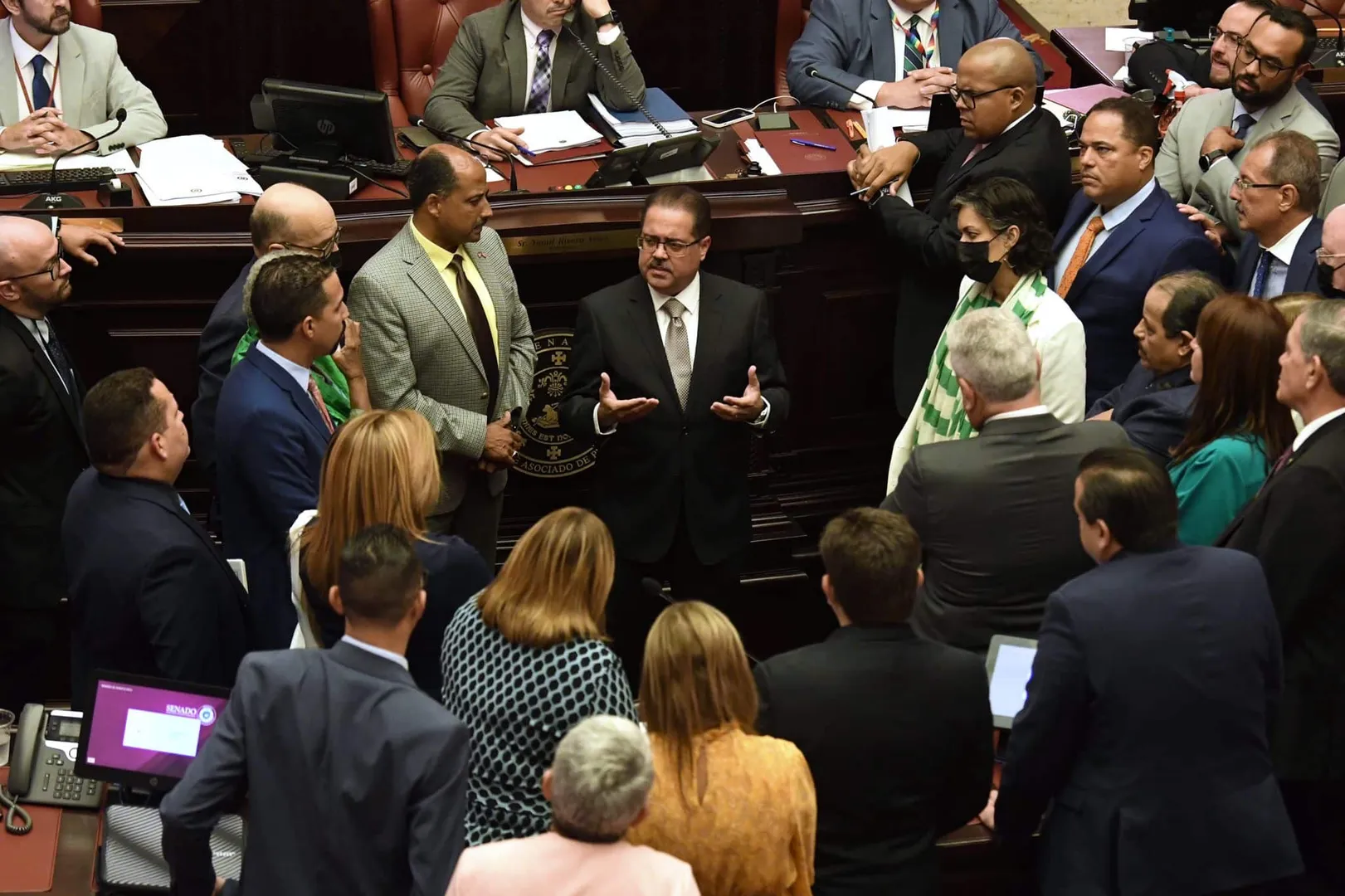 Senado se queda esperando documento de presupuesto en manos de la Cámara de Representantes