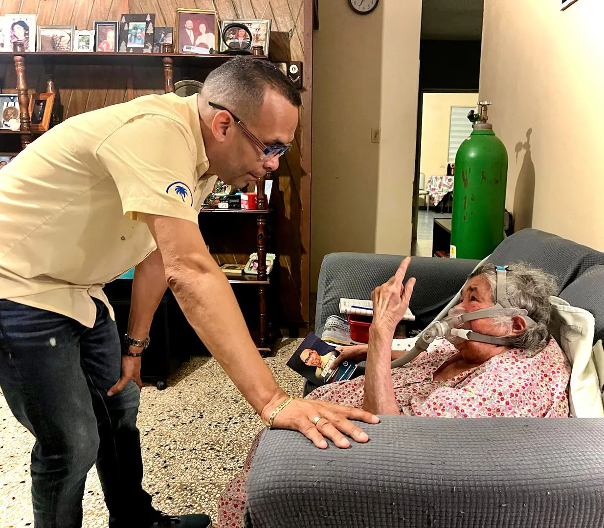 «¡Basta ya de que le sigan robando a nuestros viejitos!” restitución del dinero y cárcel para los que les quitan el dinero a los viejitos