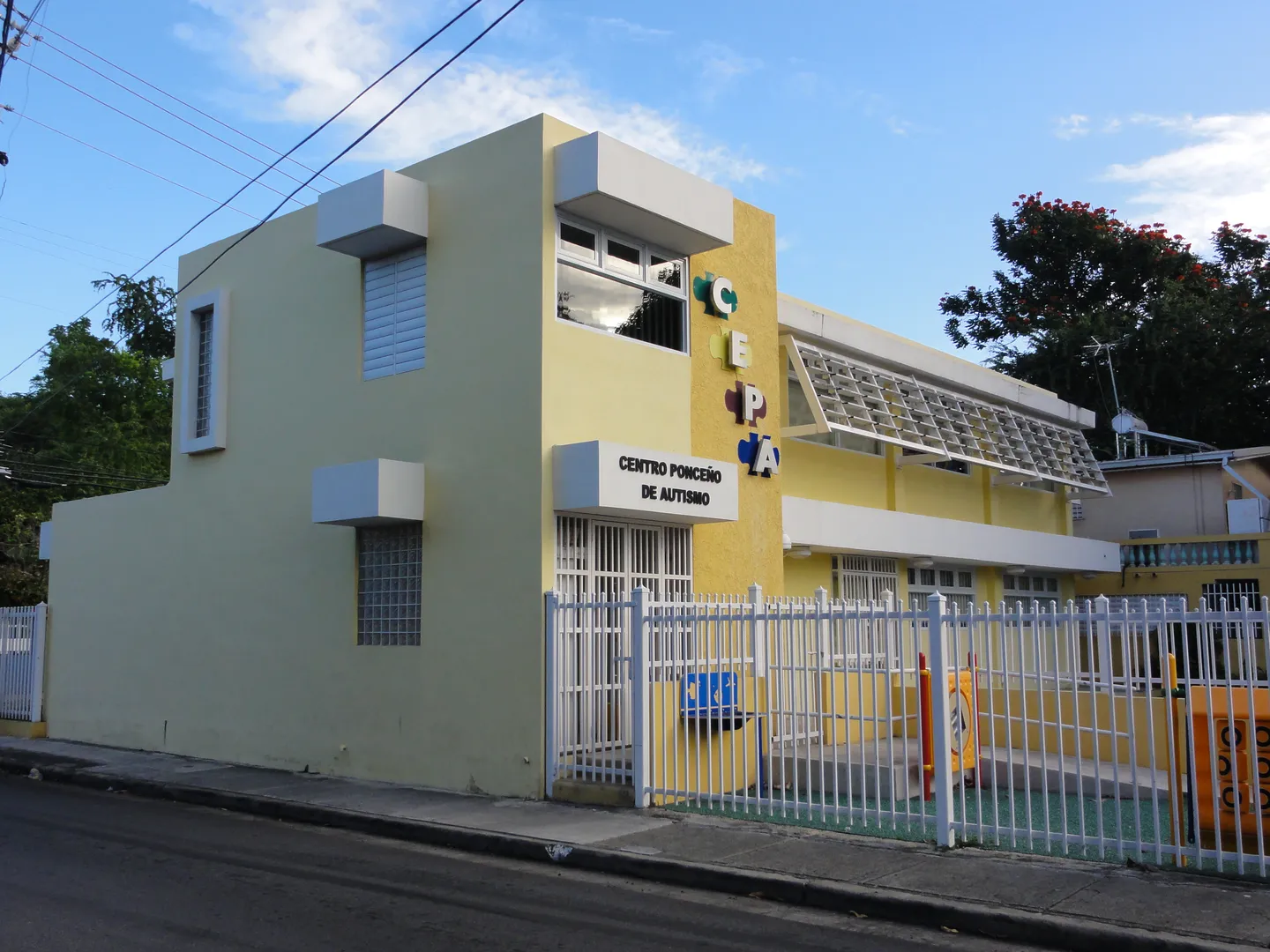 CEPA lleva más de 15 años brindando servicios niños con autismo y otros desórdenes del desarrollo y sus familias