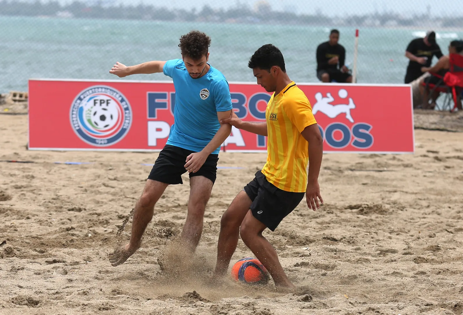 La Liga Fútbol Playa coronará a sus campeones este sábado en To Baja