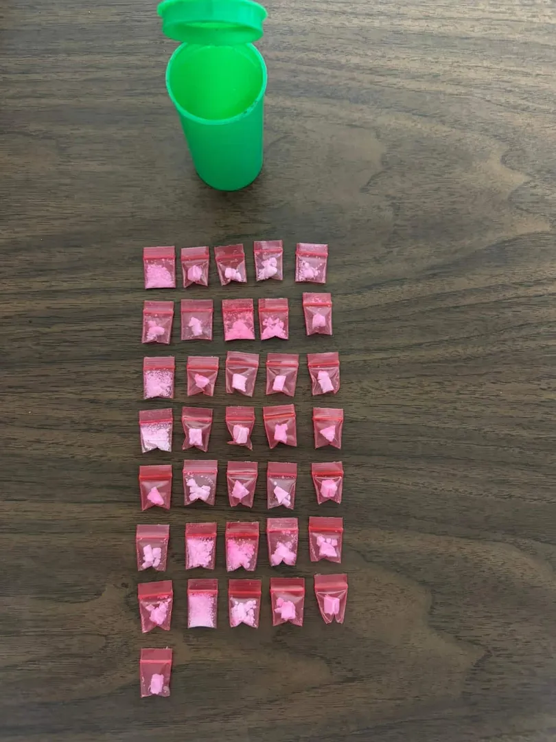 Operativo nocturno del 100 x 35 en Dulces Labios culmina con tres arrestos por posesión de crack