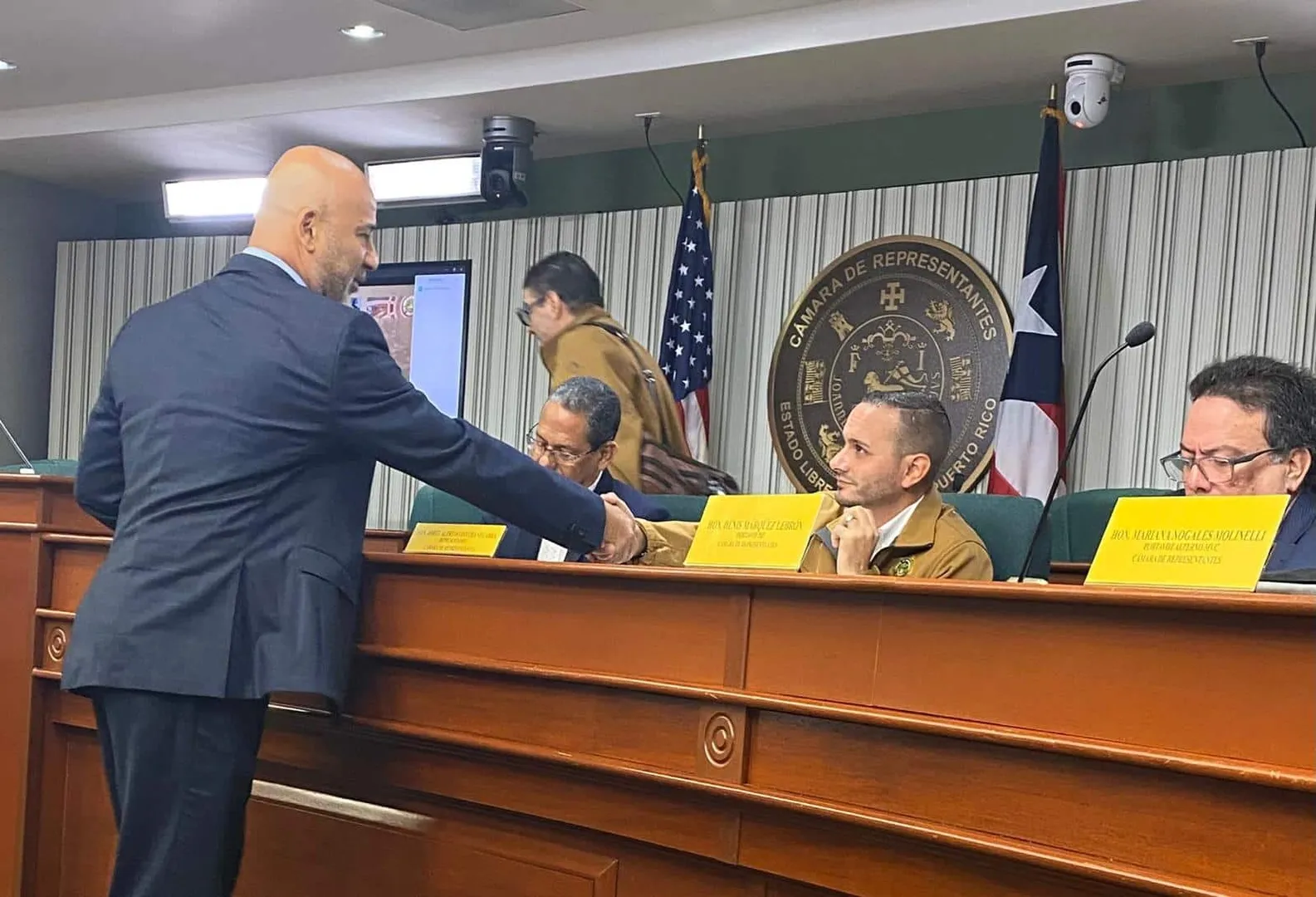 Denuncian problemas de voltaje en la zona montañosa del país