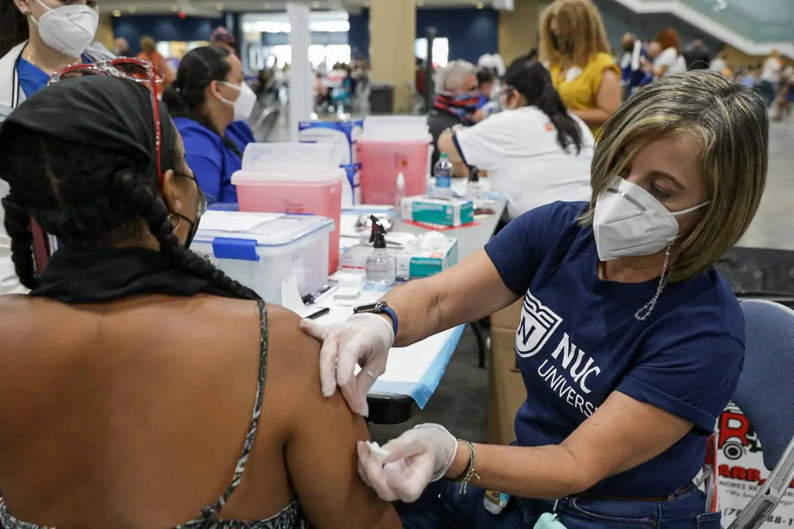 VOCES vacuna universitarios los próximos dos sábados
