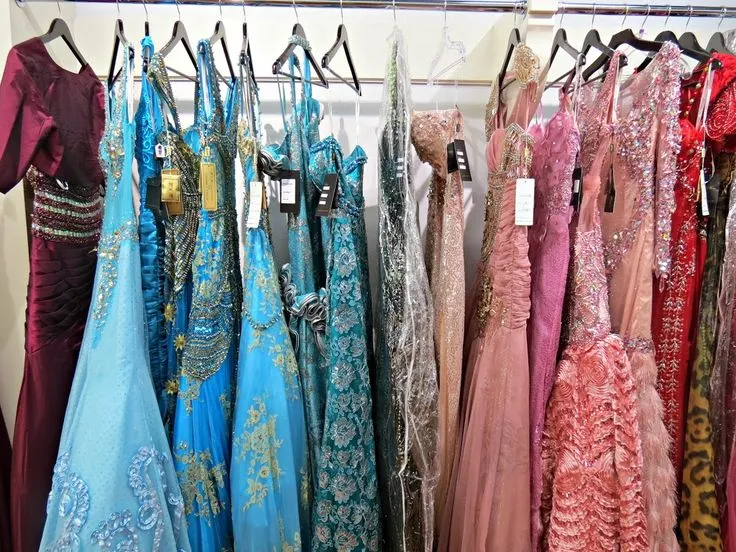 Quebradillas anuncia la iniciativa Dona tu vestido