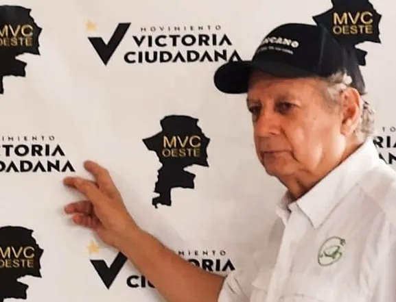 Pediatra se lanza como candidato a la alcaldía de Mayagüez por el MVC