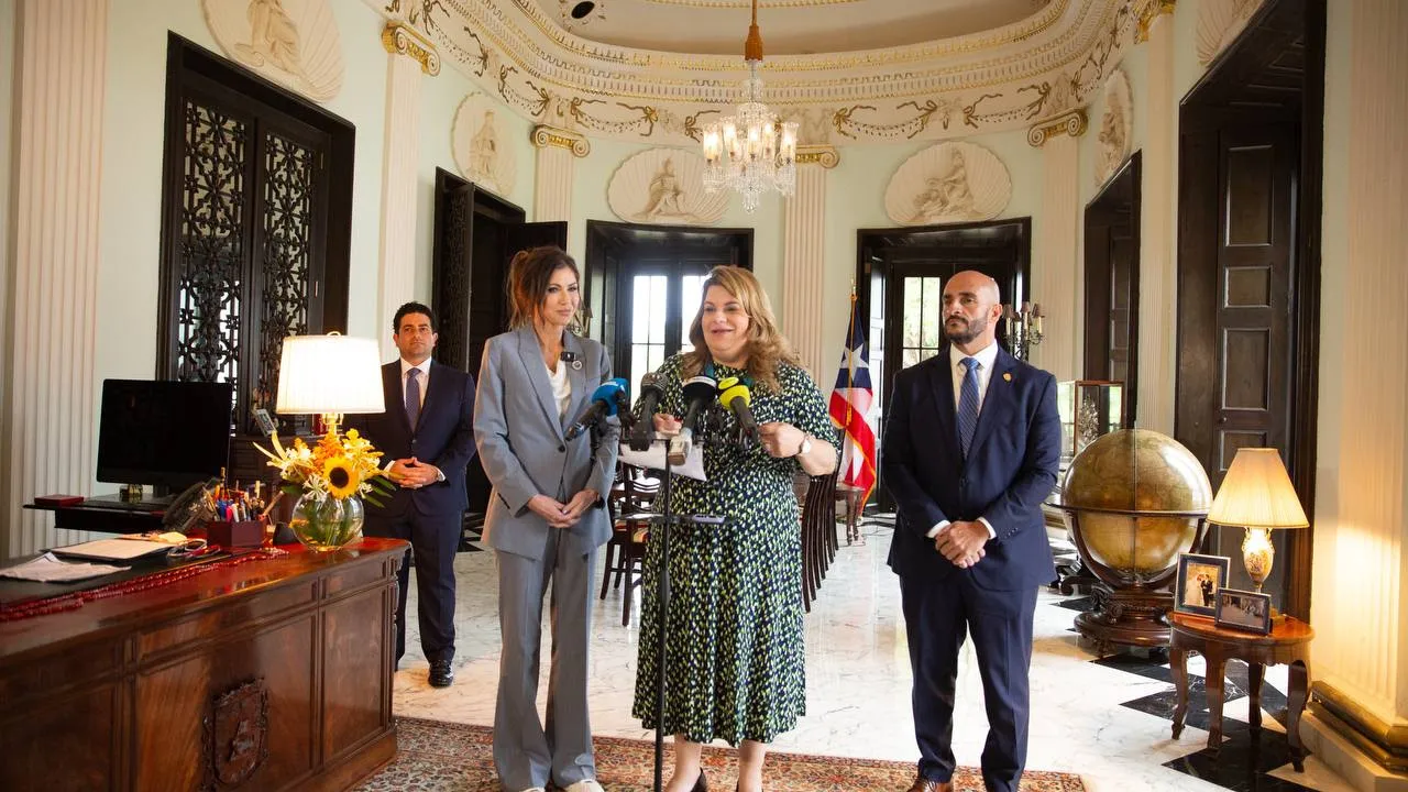 Gobernadora aúna esfuerzos con Secretaria de Seguridad Nacional para avanzar con la reconstrucción y fortalecer la seguridad fronteriza