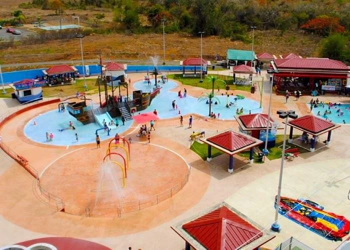 Ríos, carritos de carrera, parque acuático y más disponibles este fin de semana en Quebradillas