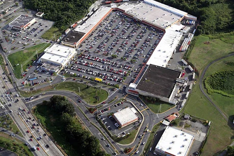 Alcalde de Fajardo exige coordinación ordenada en trabajos de mejoras PR-3  ante impacto al acceso a centro comercial Plaza Fajardo