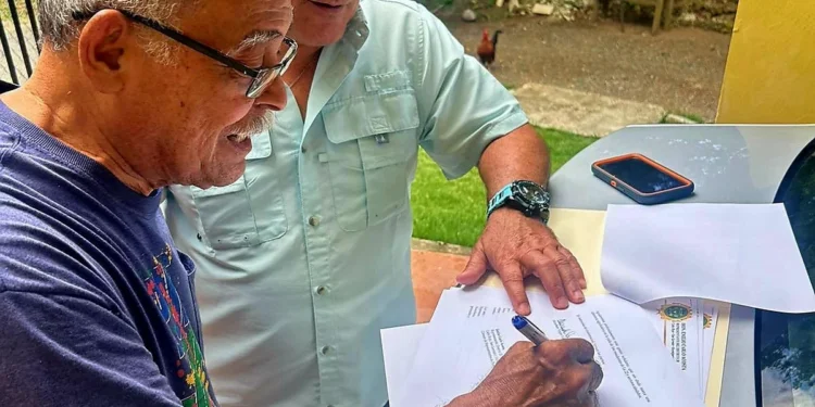 Representante Emilio Carlo logra instalación de generador que asegurará el agua en sectores de Cabo Rojo