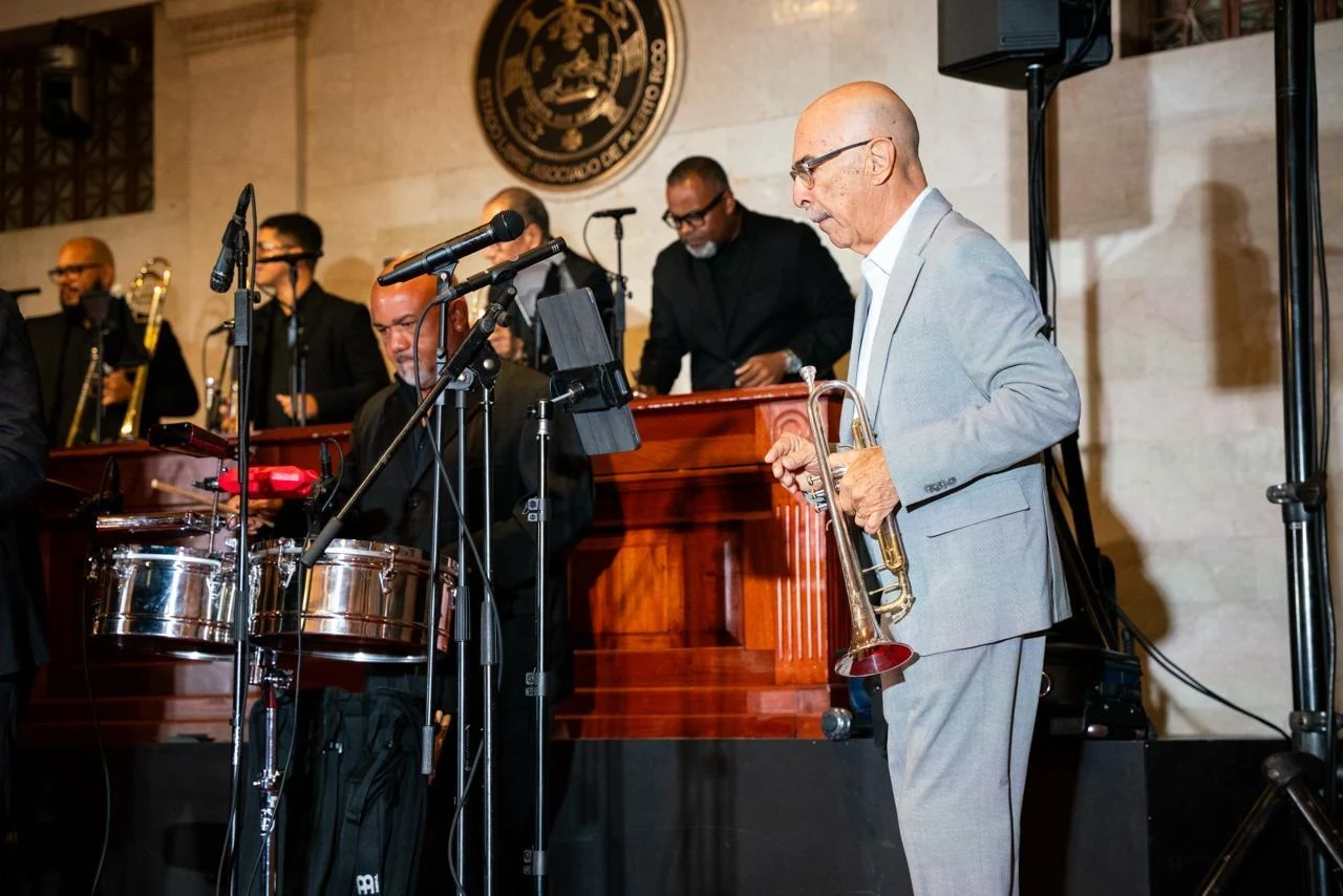 Reconocen los 50 años de trayectoria musical de Luisito Ayala y la Puerto Rican Power