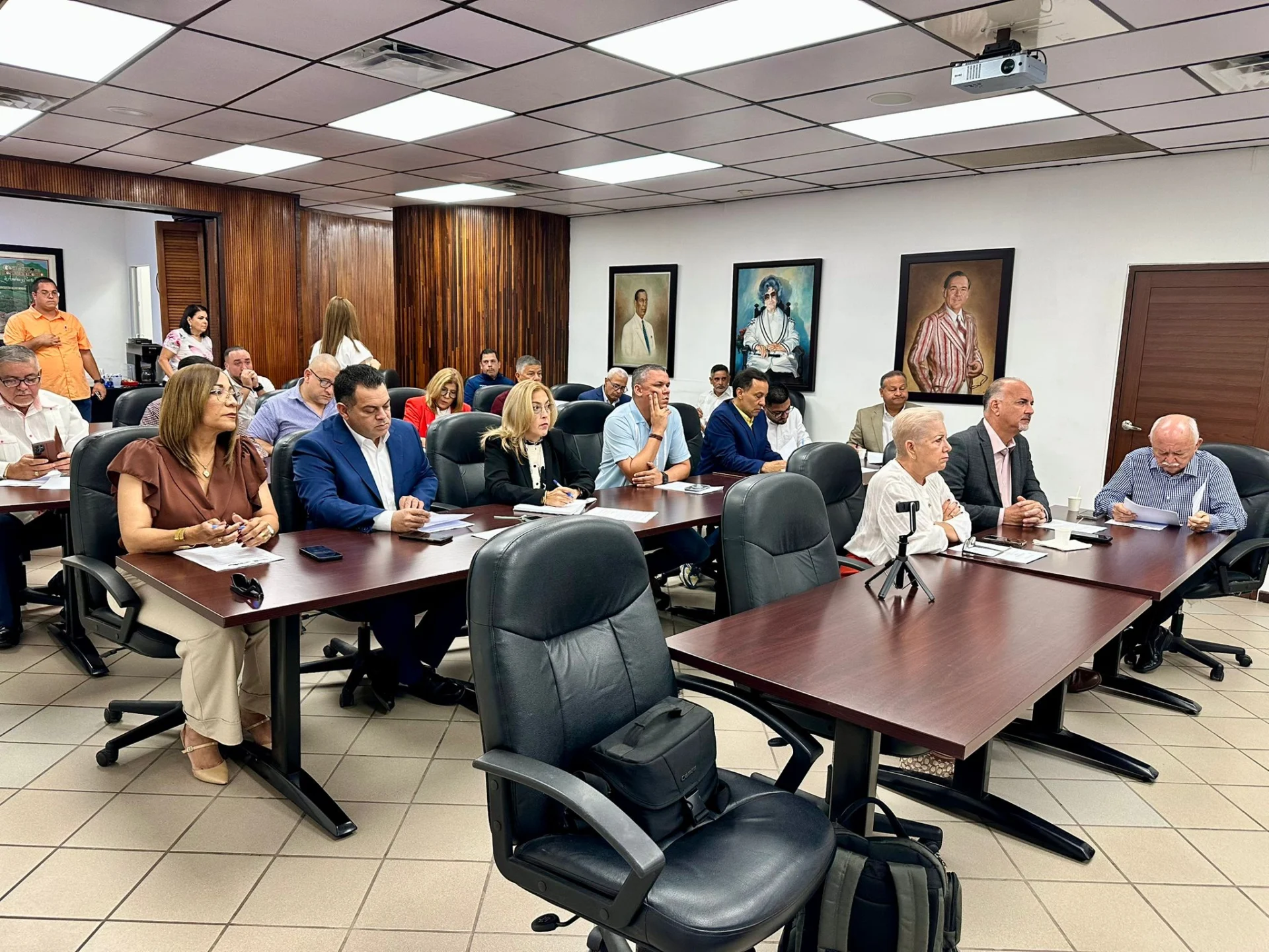 Alcaldesa de Ponce respalda propuestas fiscales municipales para fortalecer servicios esenciales en todo Puerto Rico