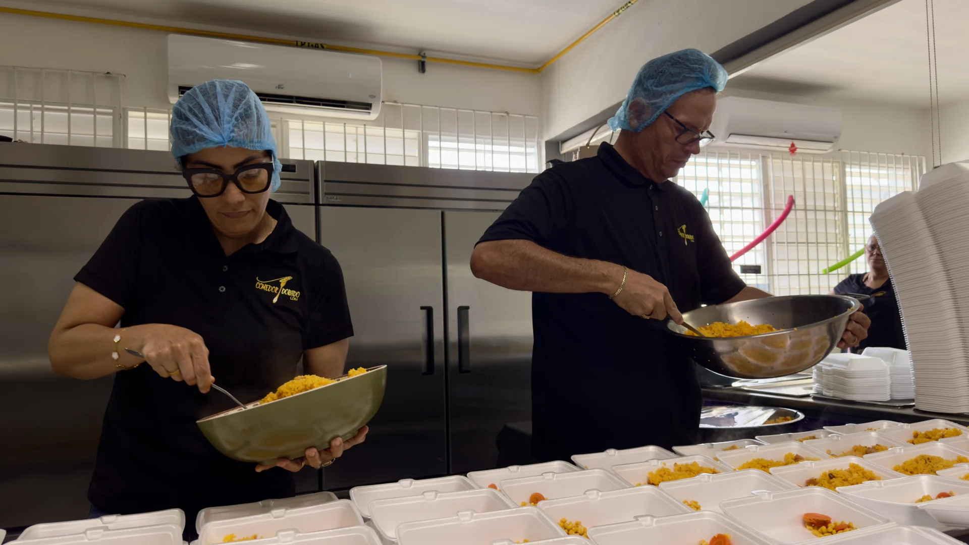 Comedor Dorado abre sus puertas para apoyar empleados federales  afectados por cierre del gobierno