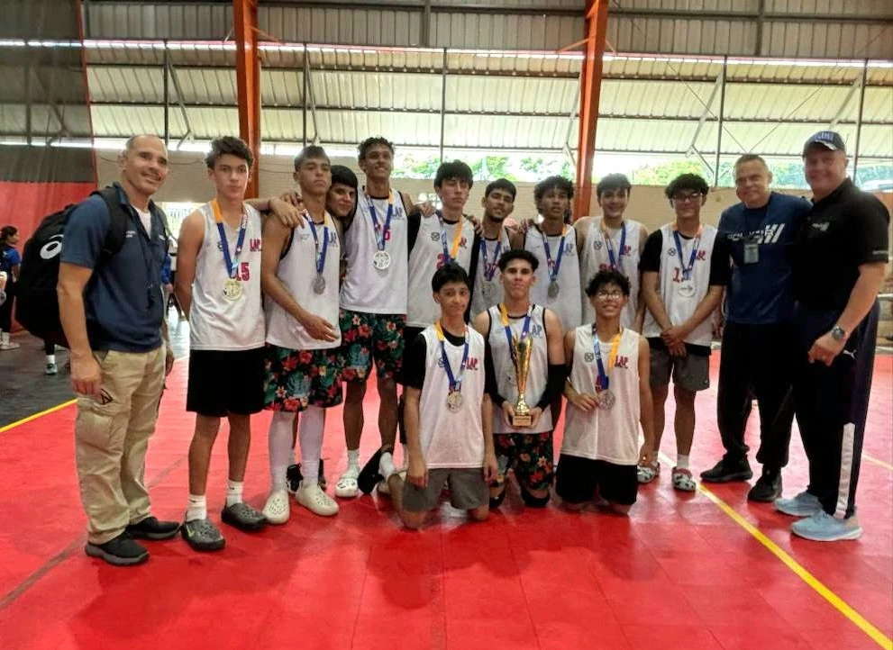 Aguadilla se corona campeón en el Carnaval de Campeones de Volleyball de la Liga Atlética Policiaca