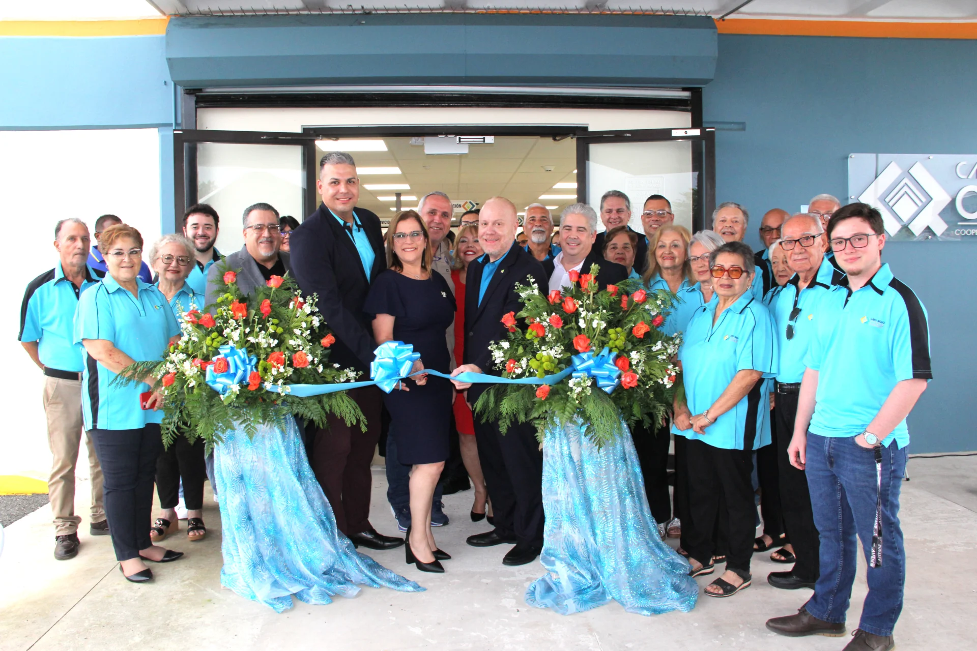 Celebran apertura de nueva sucursal temporera de Cabo Rojo Coop