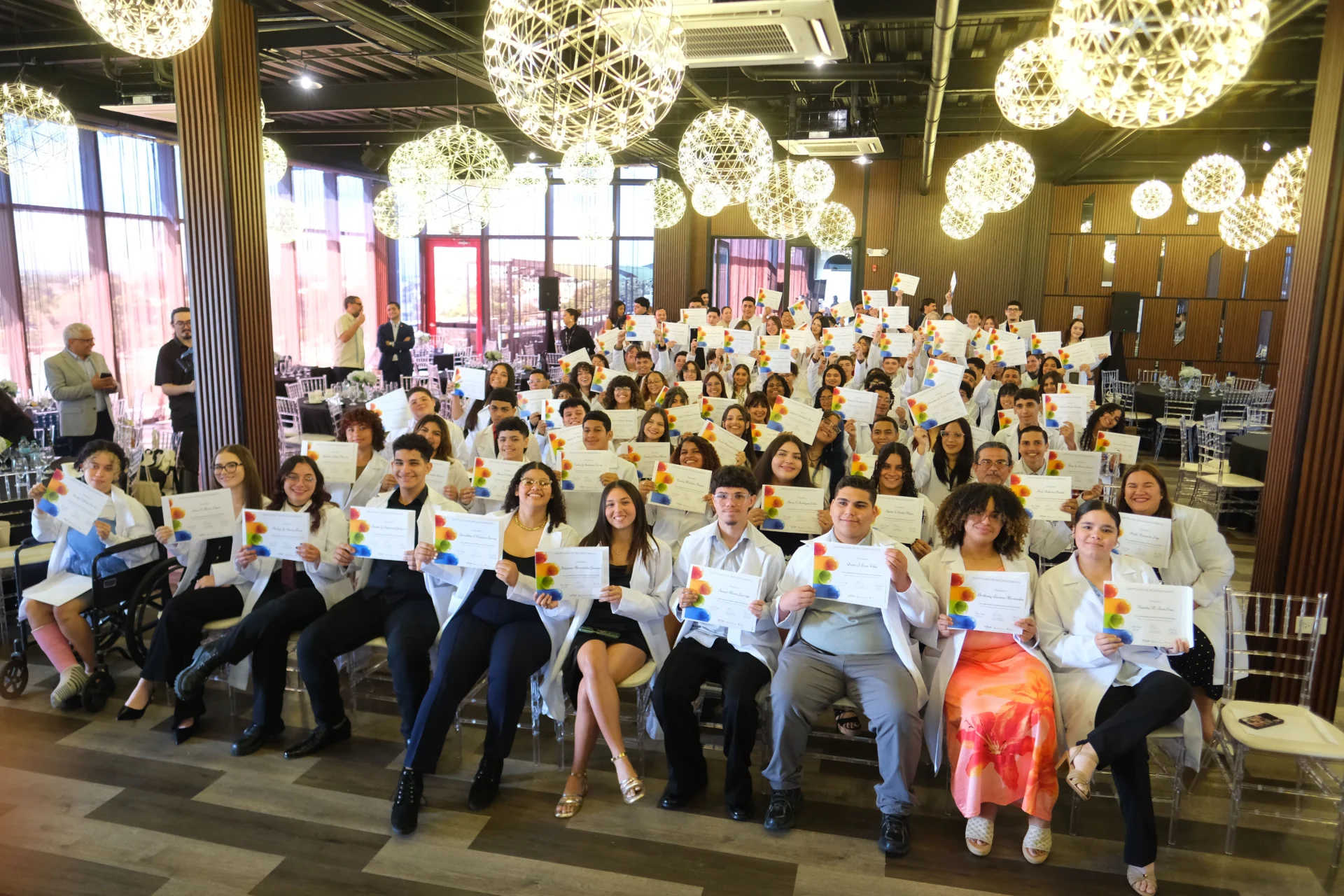 TecLab culmina su primera cohorte en el Sur impactando a más de 100 estudiantes con experiencias STEM