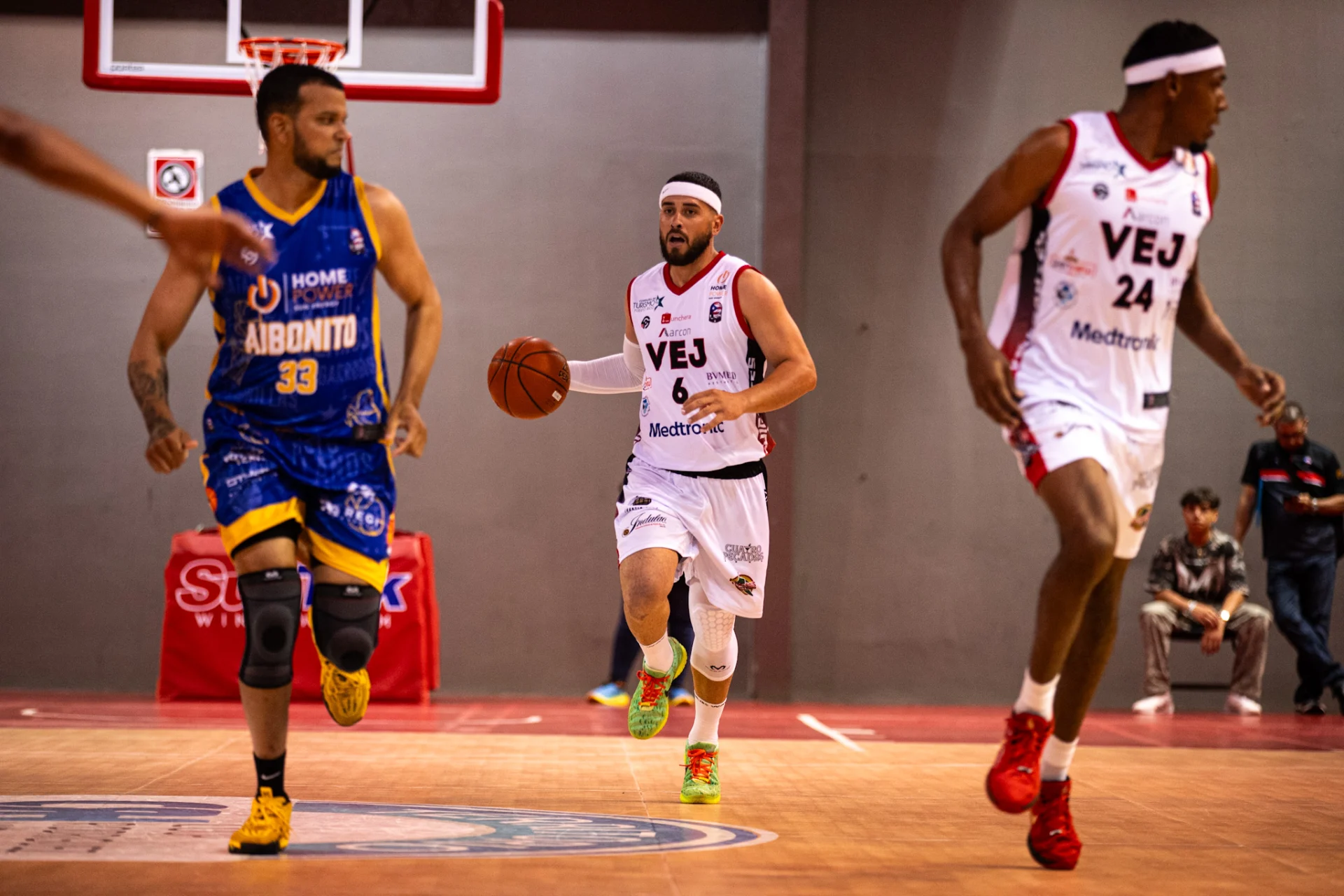 Los Vejigantes de Ponce defienden su casa ante Los Polluelos de Aibonito