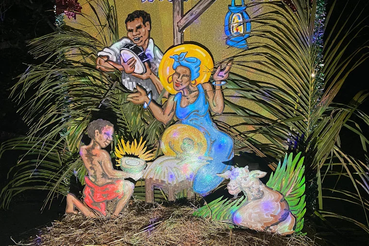 Loíza celebra su encendido navideño con música cristiana y renovación en la Plaza Tatá Cirino