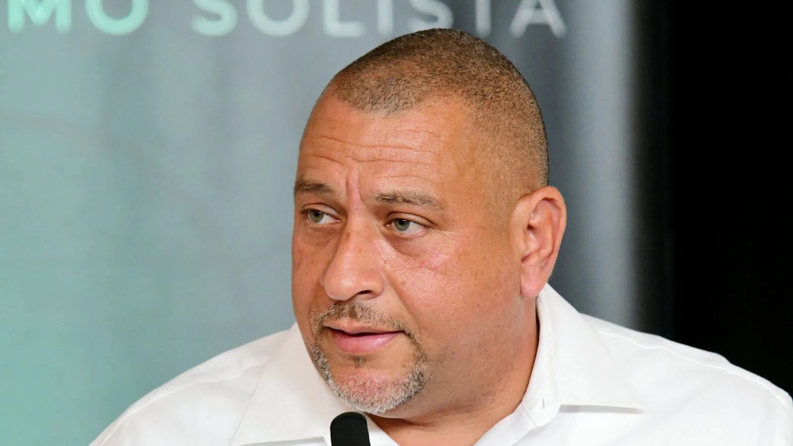 Alcalde de Isabela reclama a LUMA sobre el alumbrado público, consorcio no cumple con su obligación