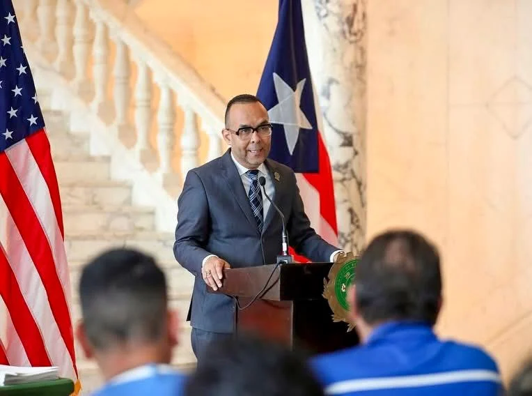 Representante pone el ojo a la venta de  artículos escolares “sin IVU”