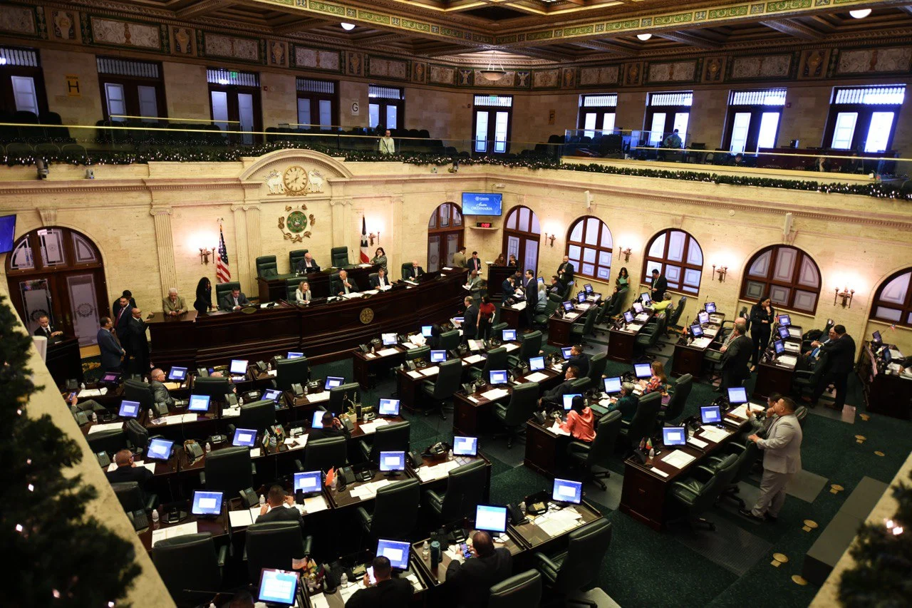 Cámara aprueba eliminación de escoltas a exgobernadores convictos