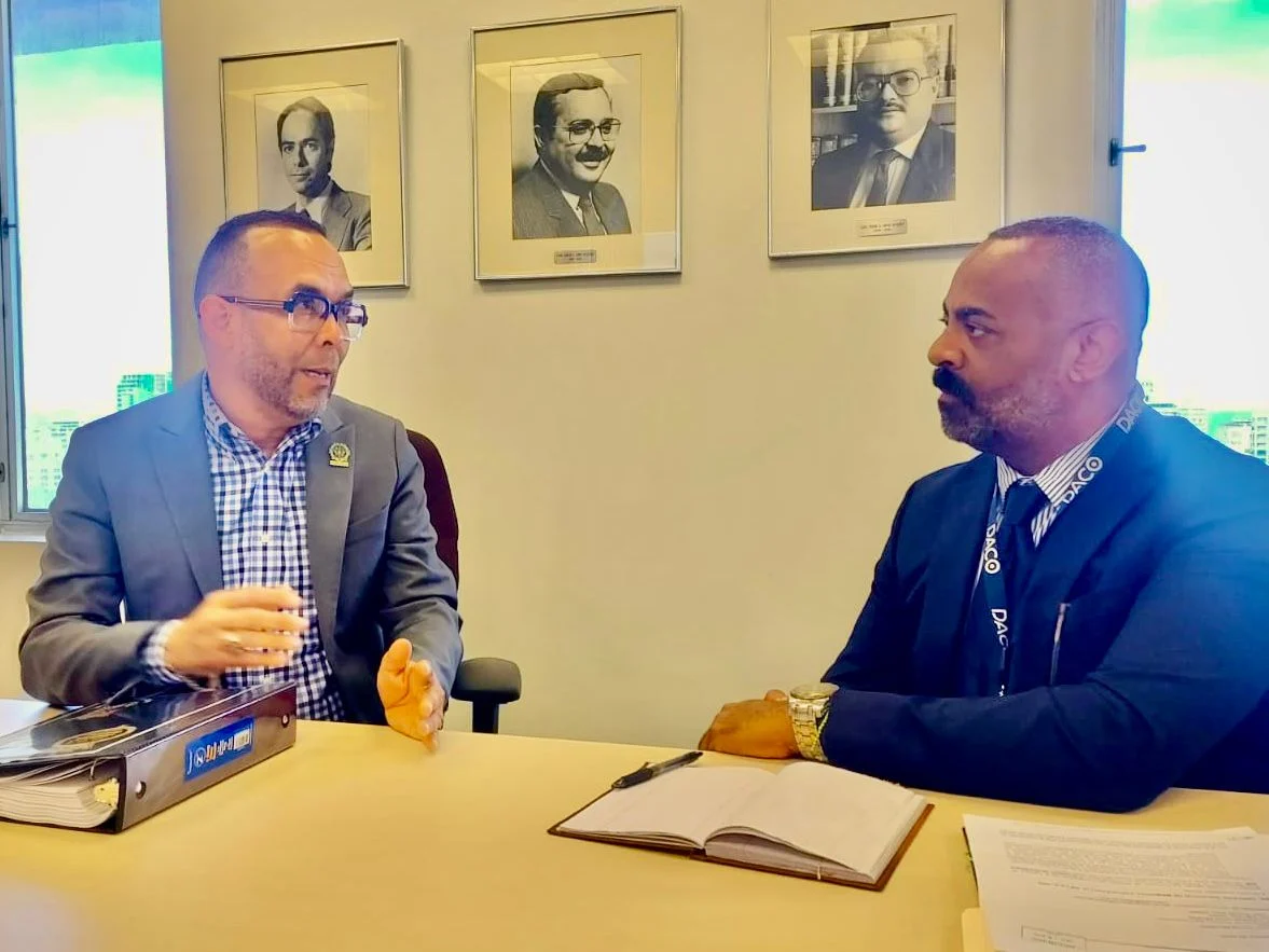 Comisión evalúa proyectos para frenar cargos ocultos en boletos y garantizar reembolsos en espectáculo