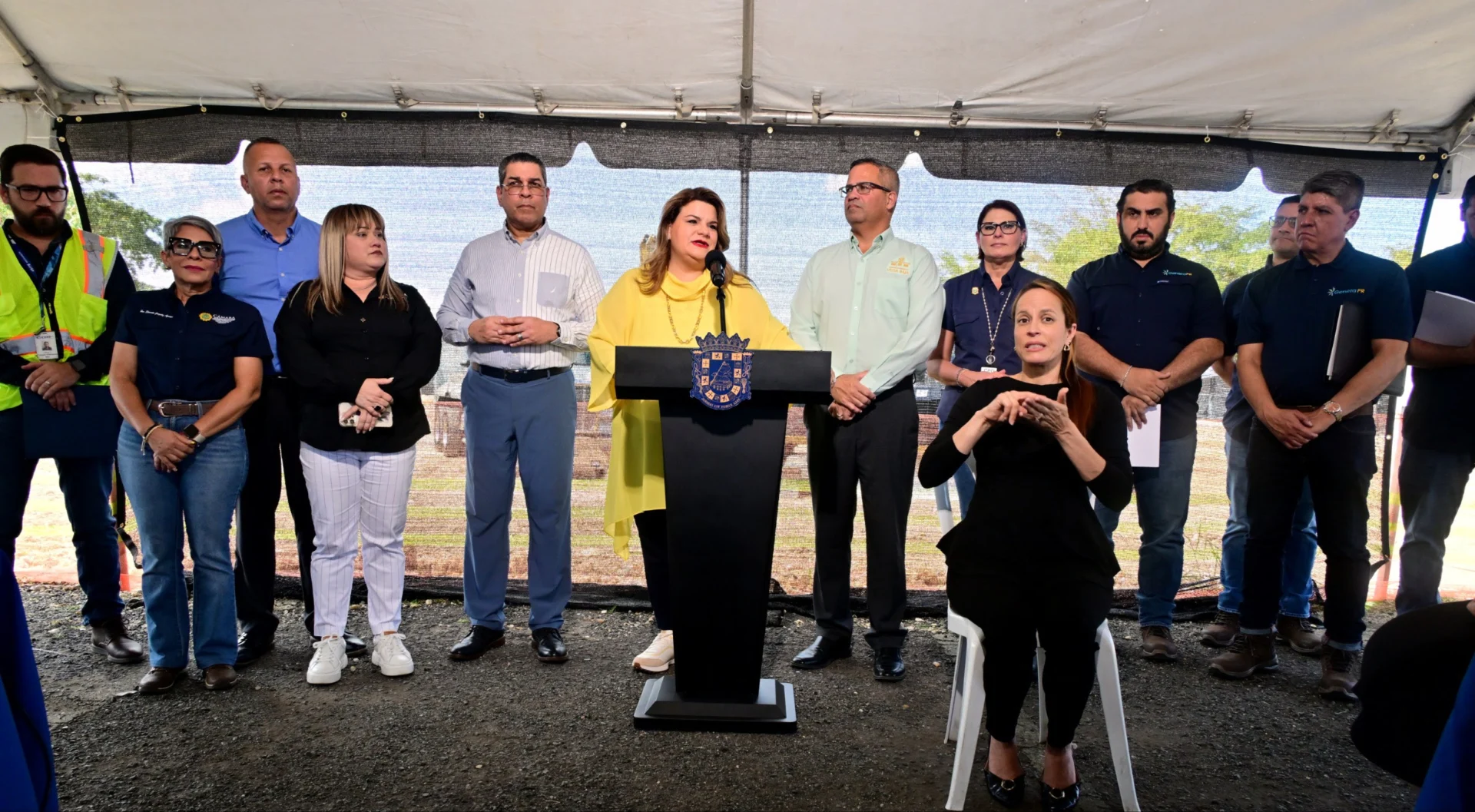 Gobierno inicia construcción de sistema de baterías en Vega Baja para reducir hasta 90% los relevos de carga