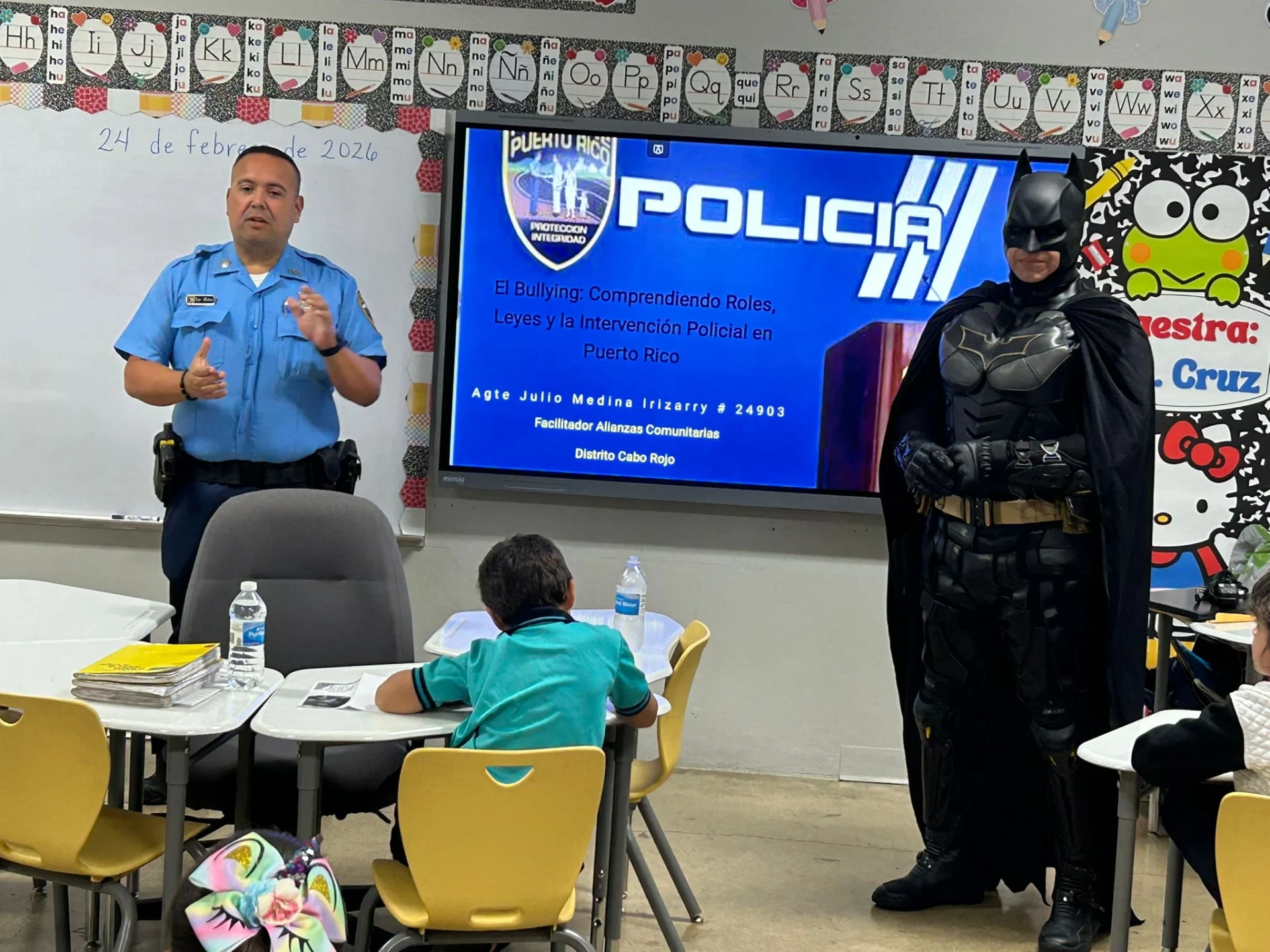 Policía ofrece charlas educativas a estudiantes en Cabo Rojo