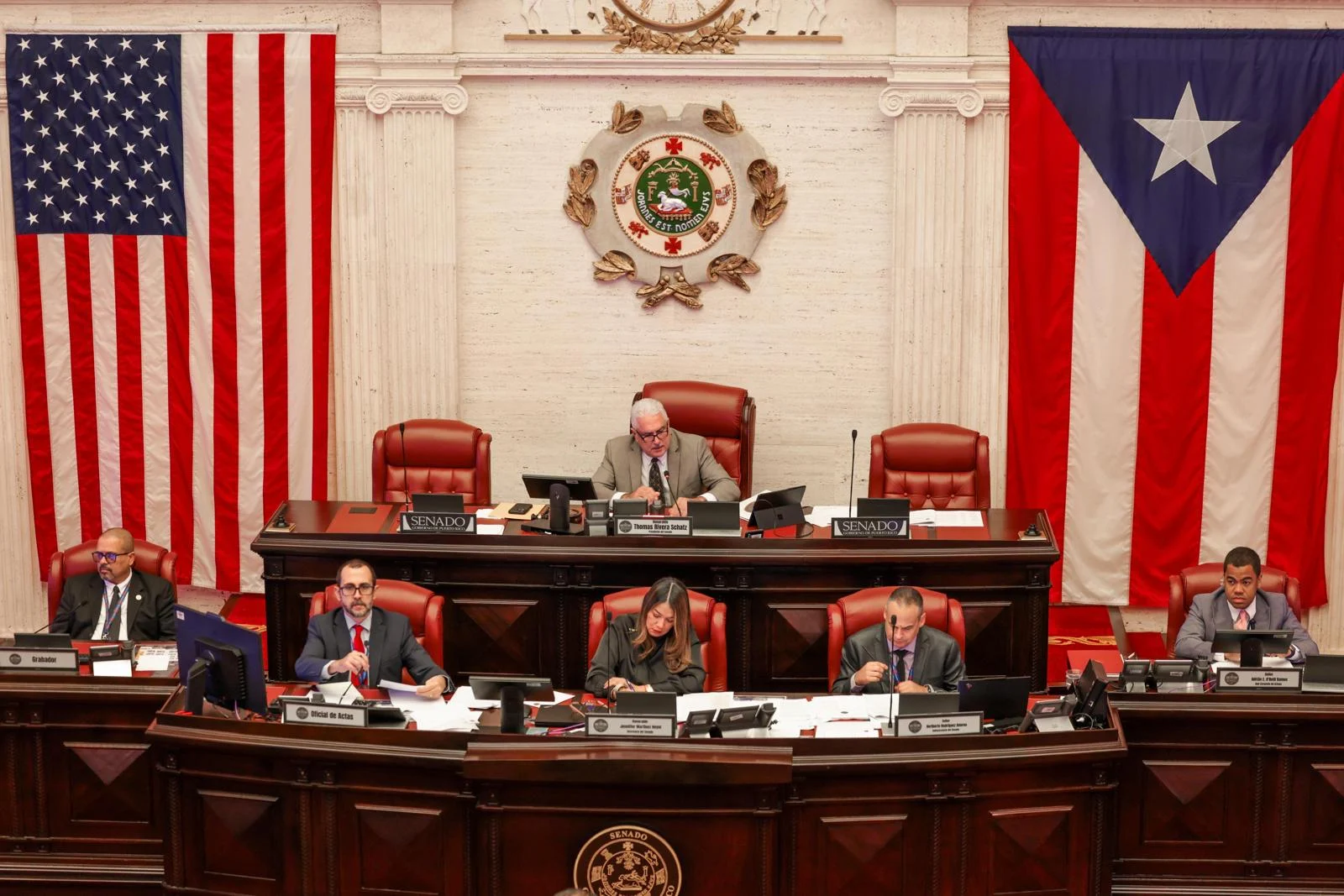 Senado aprueba programa de desvío para atender la explotación financiera contra personas de edad avanzada