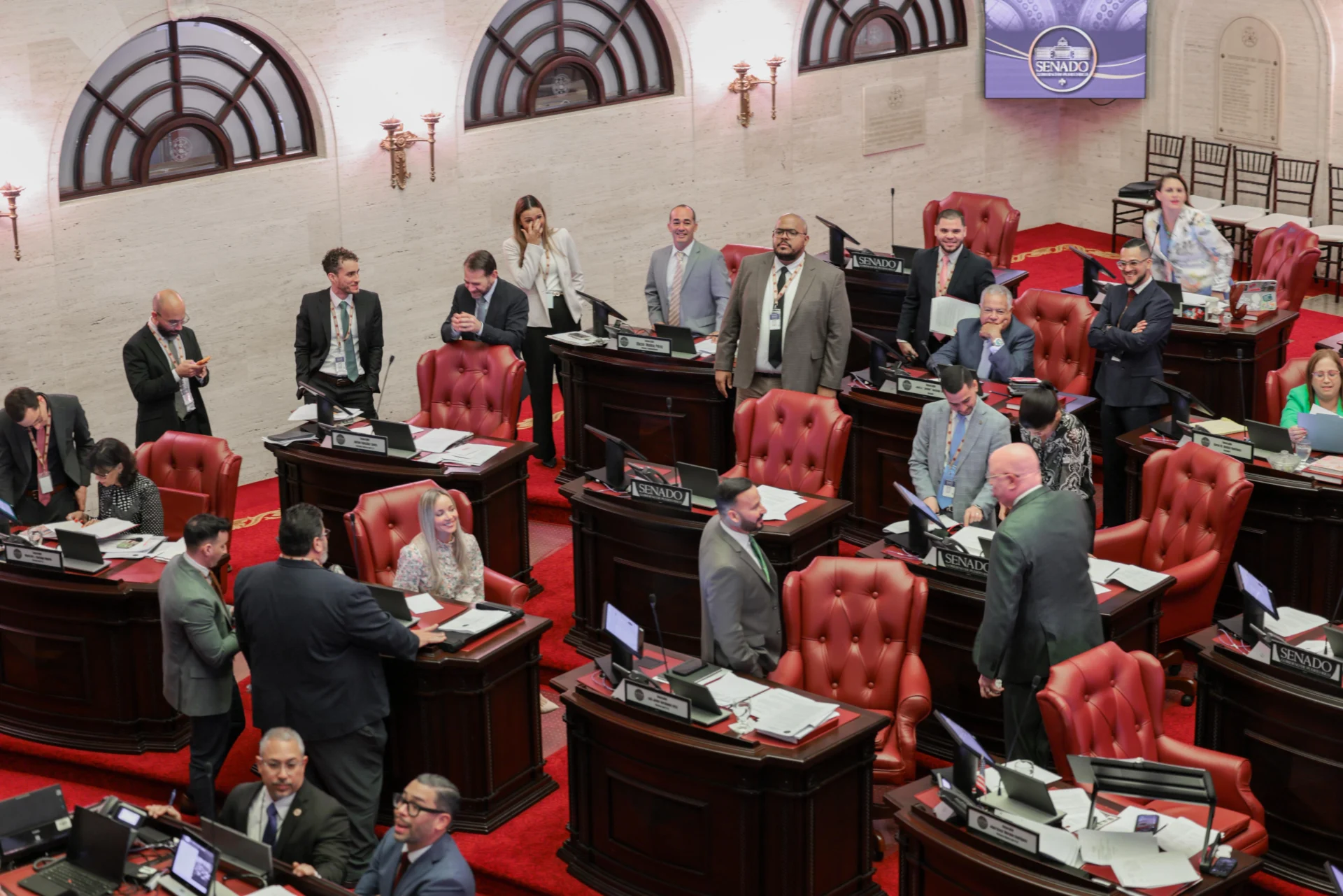 Senado avala incentivos a empresas dedicadas al compostaje para atender problema de desperdicios sólidos