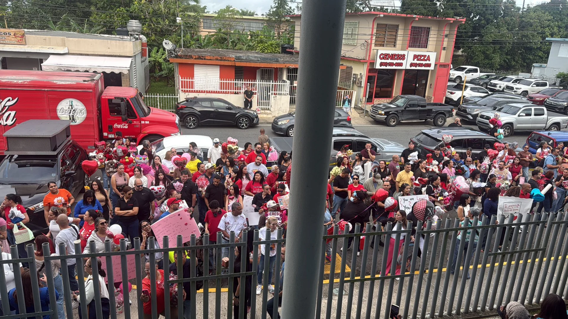 “Un Detalle de Amor”: Padres dicen presente en la Escuela Ramón Power y Giralt
