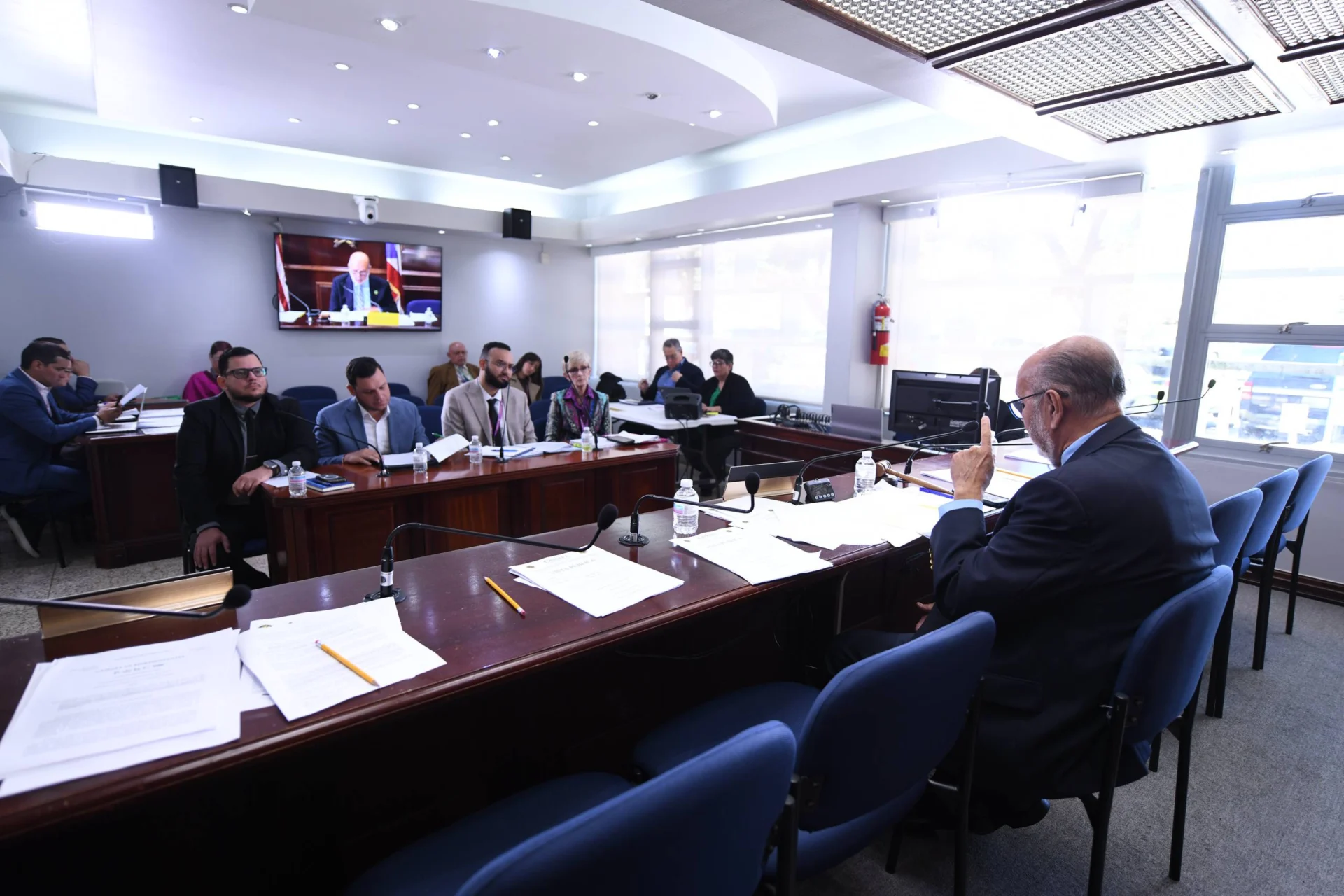 Examinan facultad de municipios para declarar estorbos públicos a las  propiedades estatales