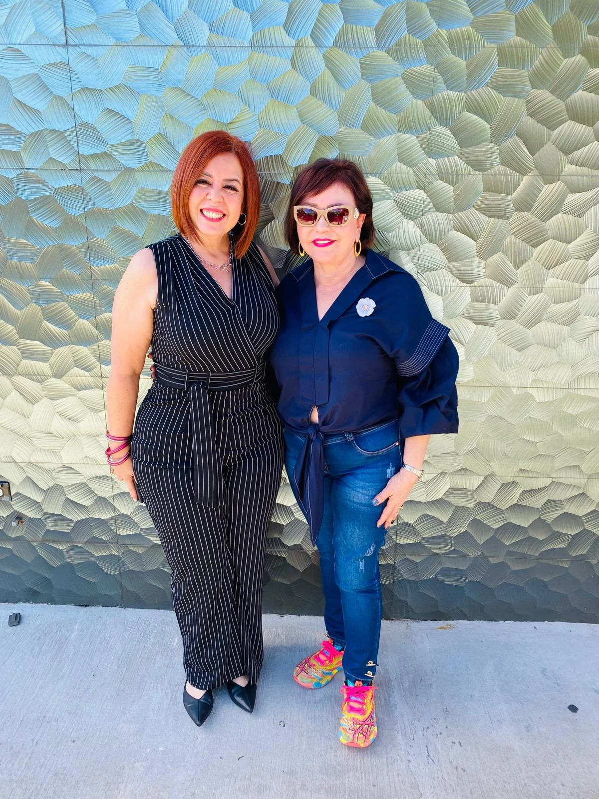 Senadora felicita y agradece a Procuradora de las Personas de Edad Avanzada por firma y pago de facturas al Municipio de Arecibo