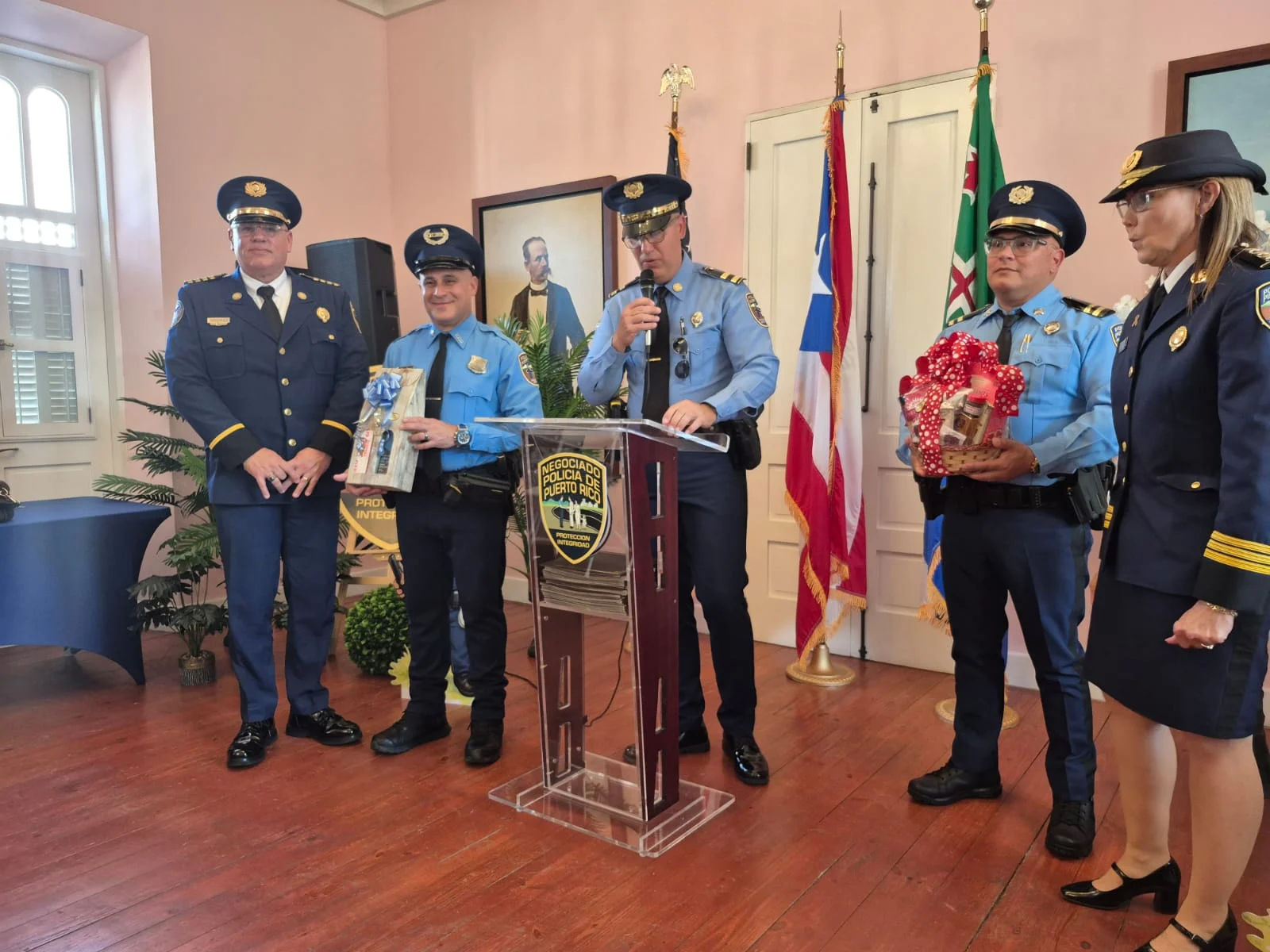 Distrito Policial de Mayagüez reconoce a su personal seleccionado como Valores del Año 2025