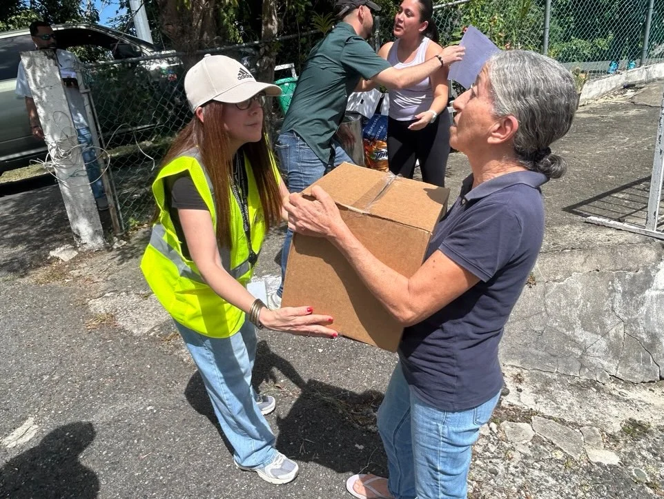 Municipio de San Germán entrega más de 2,000 cajas de alimentos a familias afectadas por apagón