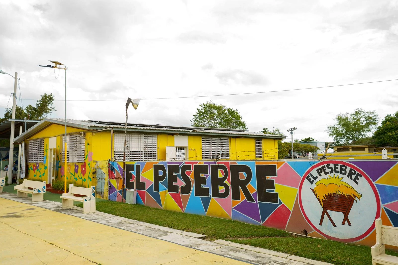 Nuevo sistema solar permitirá a ‘El Pesebre’ continuar sirviendo alimentos en emergencias