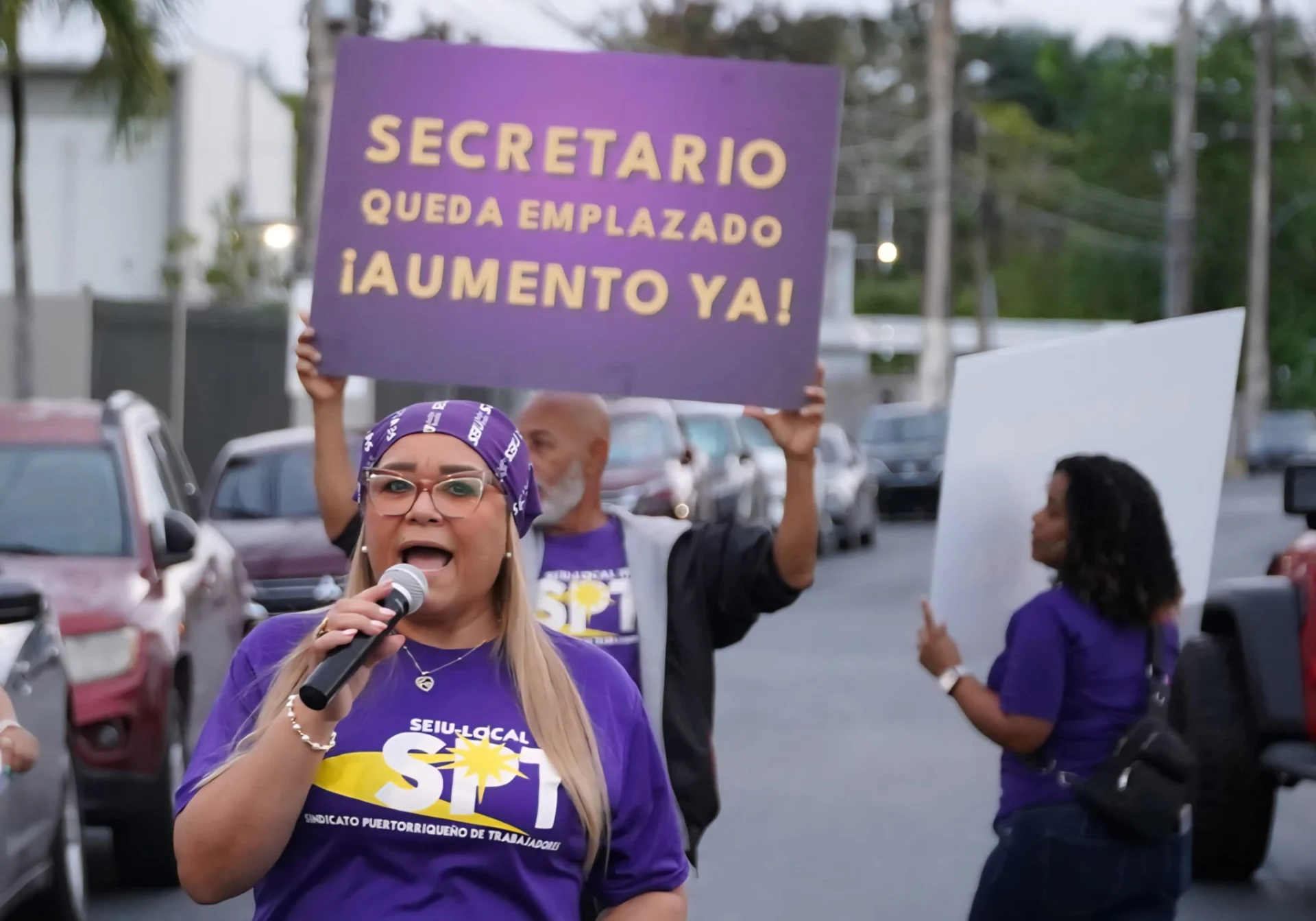 Secretario del DE dice que no es responsable aumento de sueldo a personal no docente