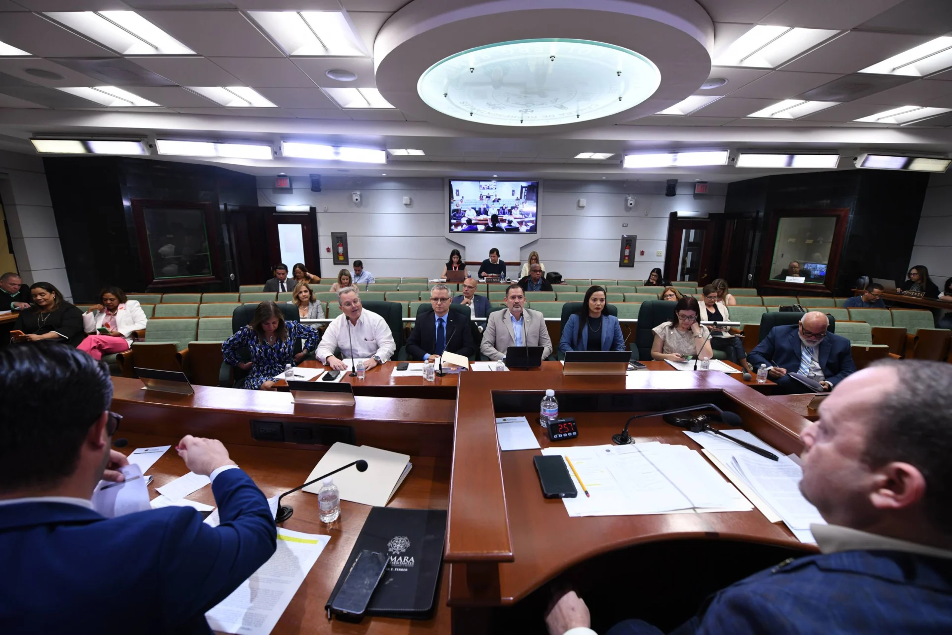 Amplio respaldo del sector privado a eliminación de la Ley del Salario Mínimo