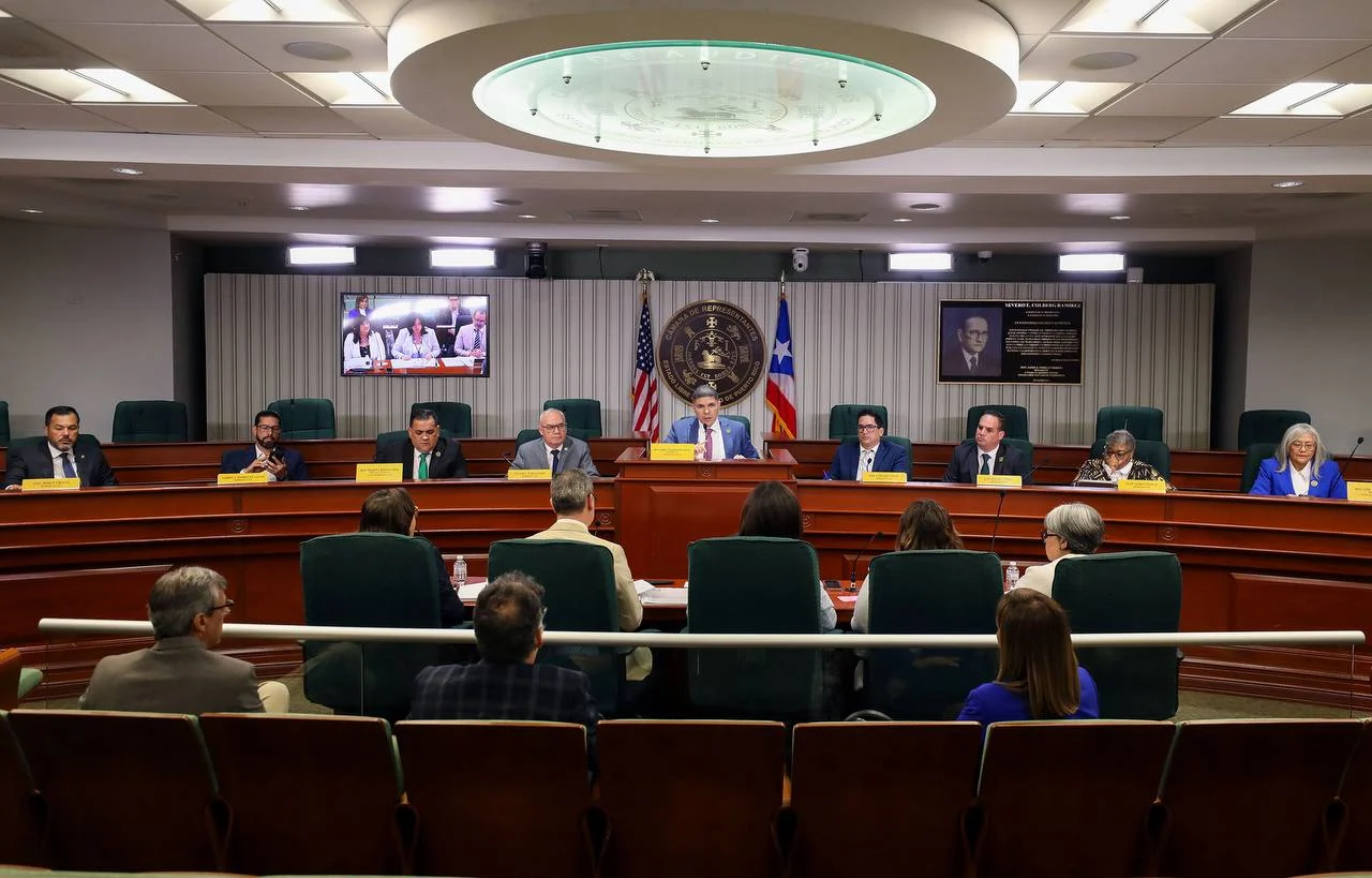 Contralora solicita un aumento de 20 millones de dólares en su presupuesto