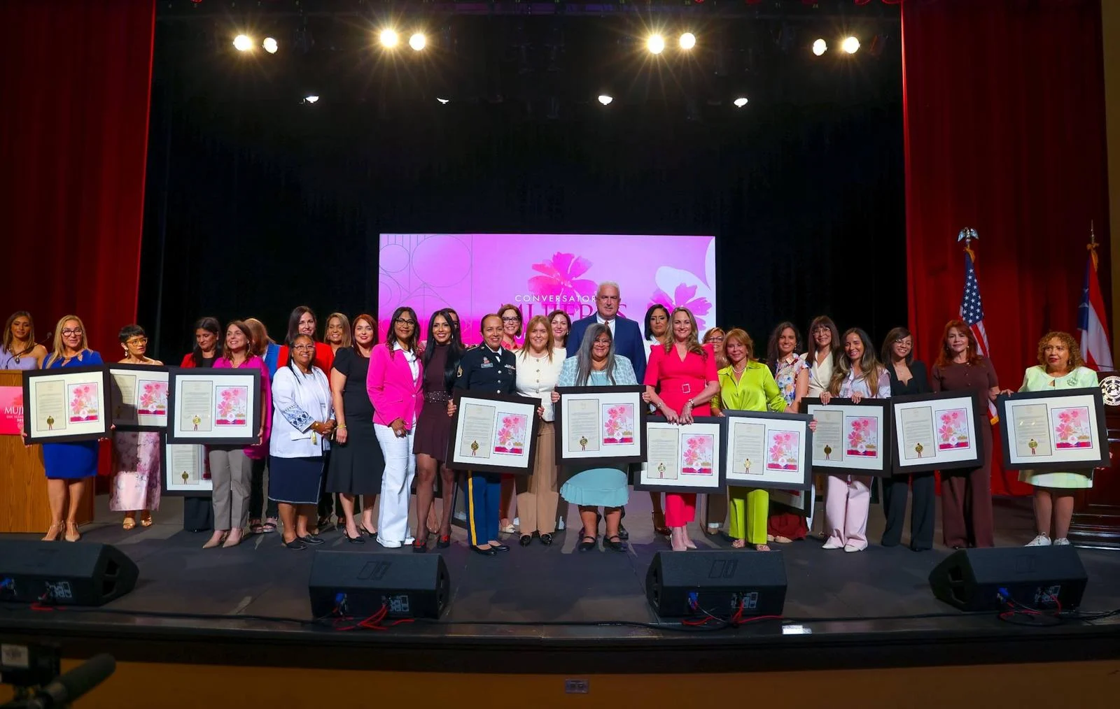 Senado celebra el conversatorio “Mujeres que Transforman 2026”