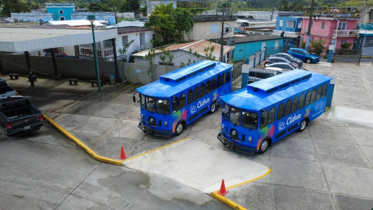 Cidra moderniza su flota de trolley