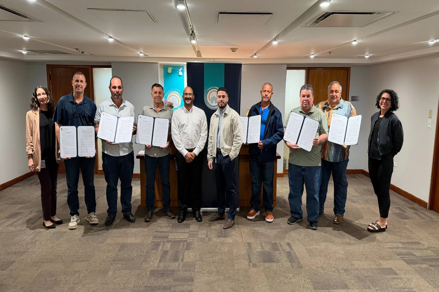 Vivienda formaliza seis nuevos acuerdos para fortalecer la estabilidad energética del sector agrícola