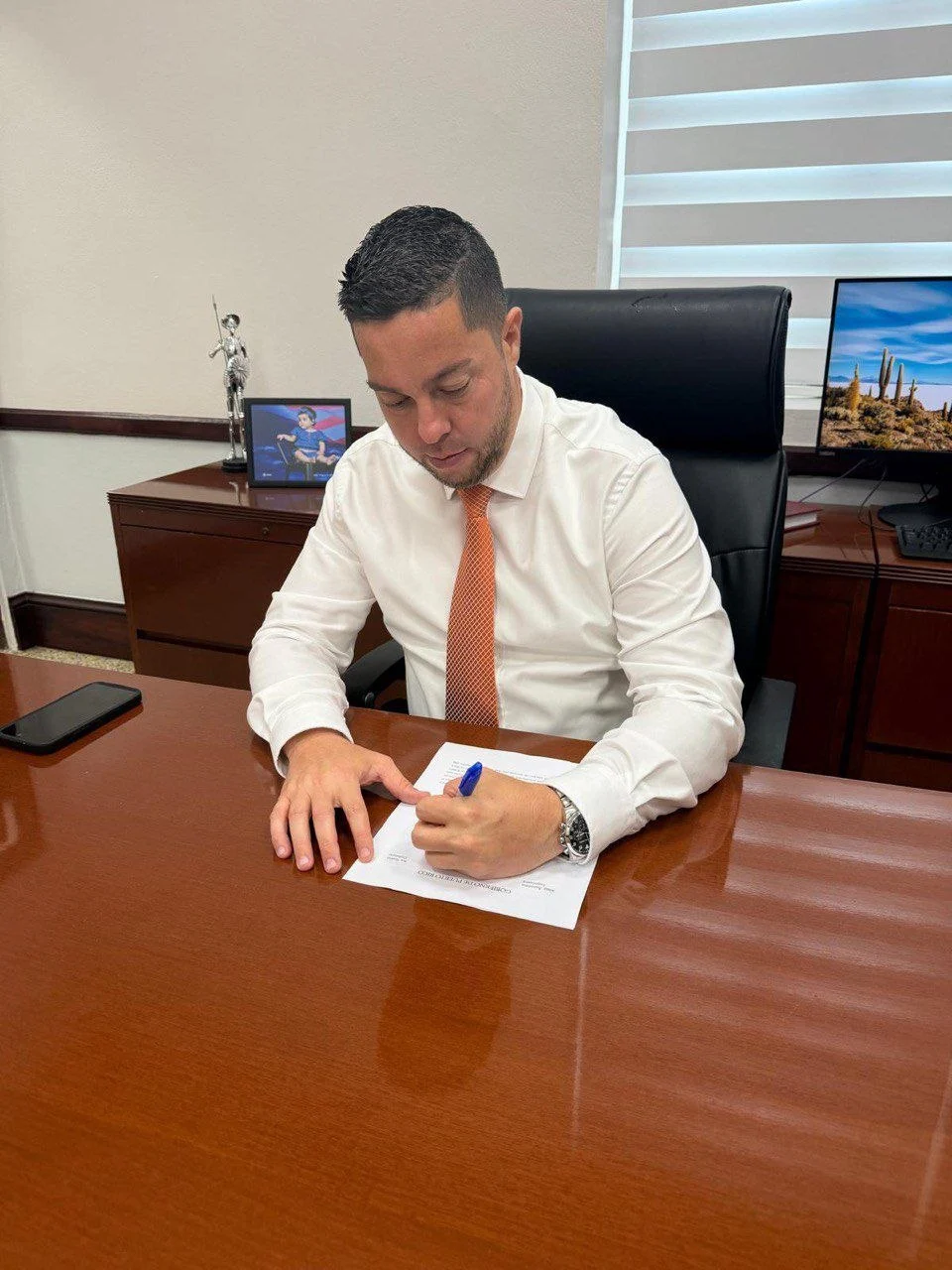 Senado propone flexibilizar el uso de licencias por enfermedad en el servicio público