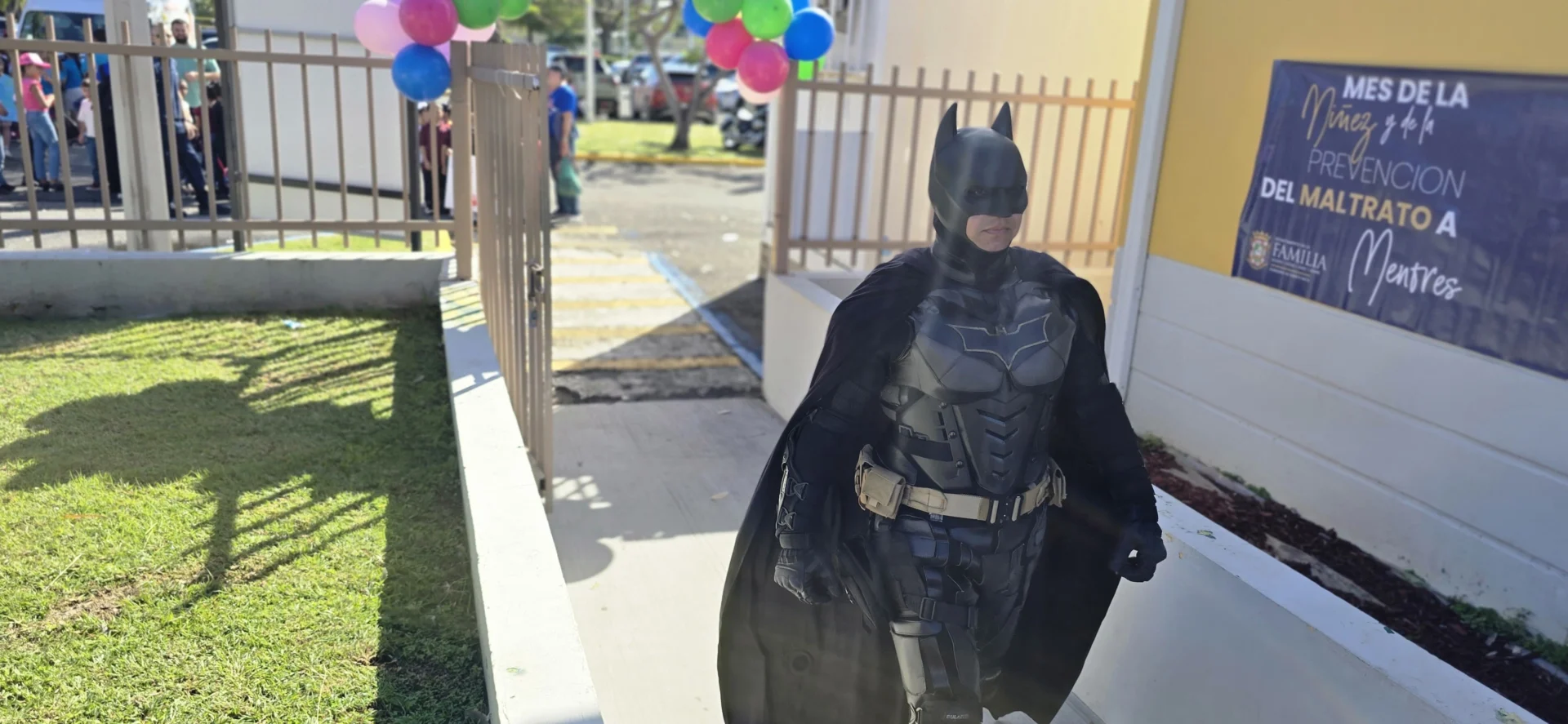 Policía de Mayagüez lidera actividad educativa contra el maltrato con estudiantes y agencias gubernamentales