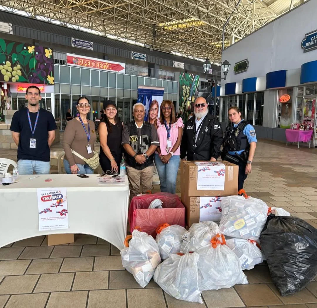 Recogen 300 libras de medicamentos en Carolina durante jornada de la DEA para promover un manejo seguro de fármacos