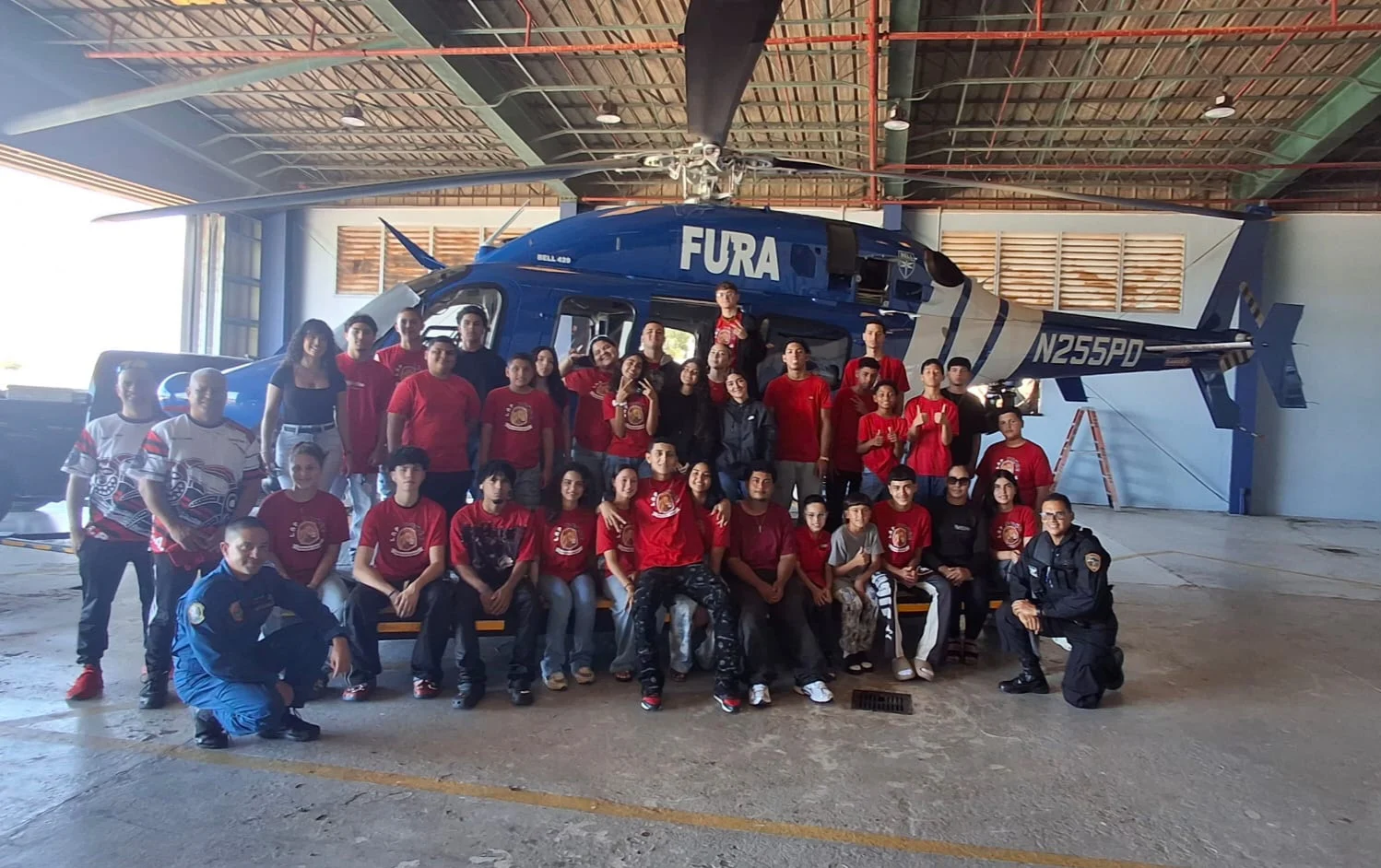 Socios  de la Liga Atlética Policíaca, participaron de Charlas Educativas de las Unidades de Fura y Marítima de la Policía, área de Ponce
