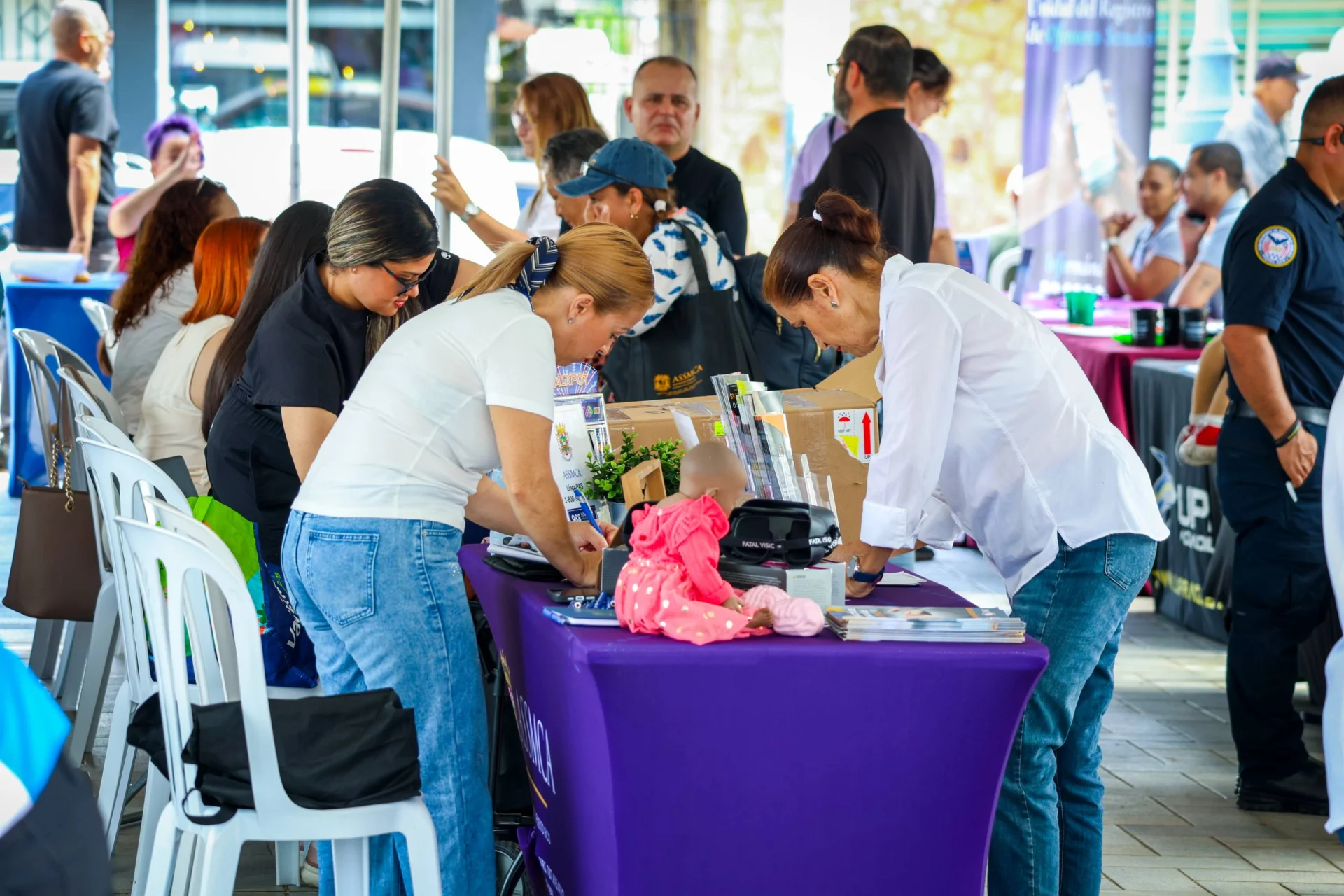 Senado impacta a cientos de familias en Feria de Servicios en el pueblo de Camuy