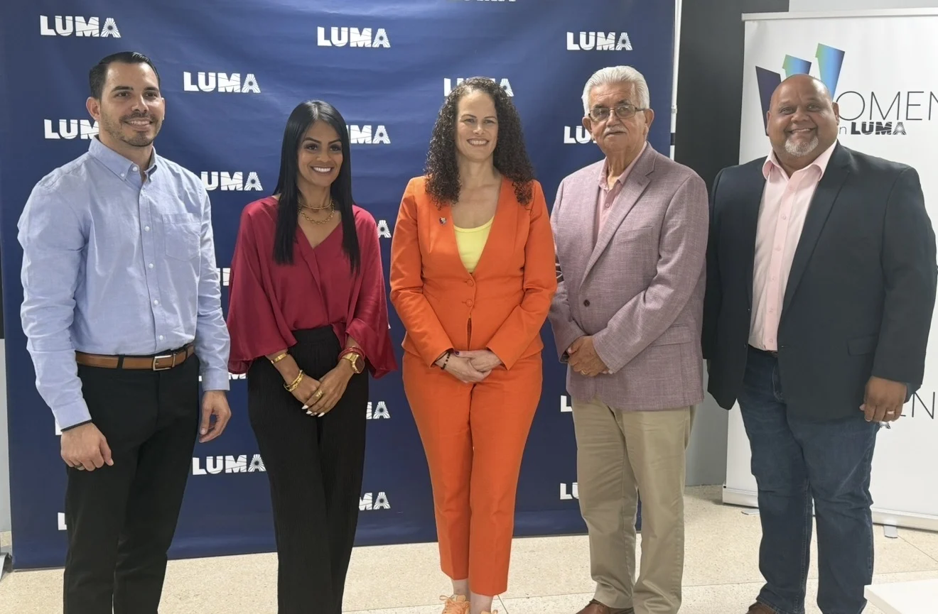 Asociación de Alcaldes presenta sus reclamos a nueva presidenta de LUMA Energy