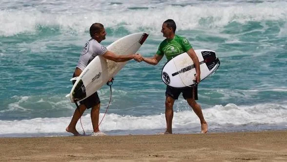 Surfing y turismo en alza: Arecibo brilla con exitosa parada del circuito nacional